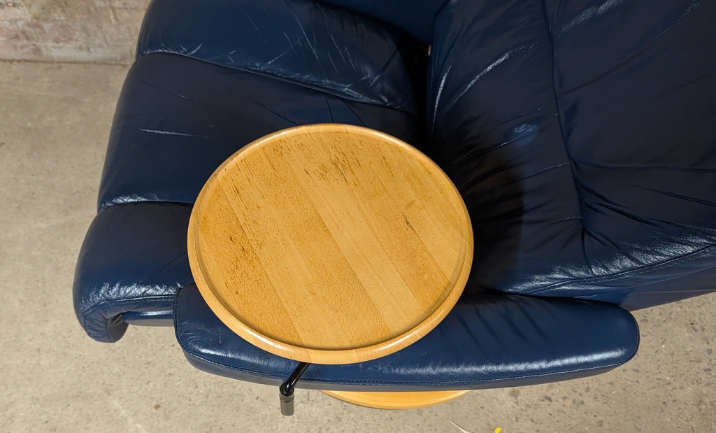 Ekornes Stressless Blue Leather Recliner Armchair With Swing Table And Footstool