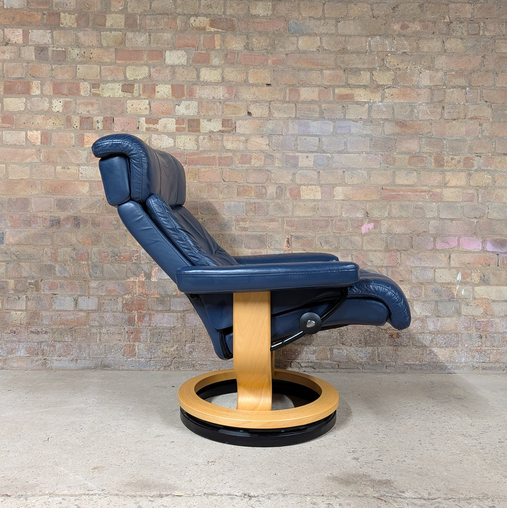Ekornes Stressless Blue Leather Recliner Armchair With Footstool