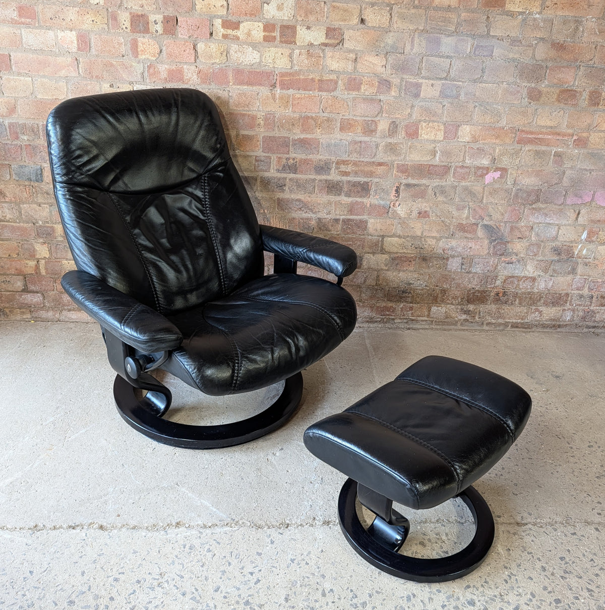 Ekornes Stressless Black Leather Reclining Armchair With Footstool