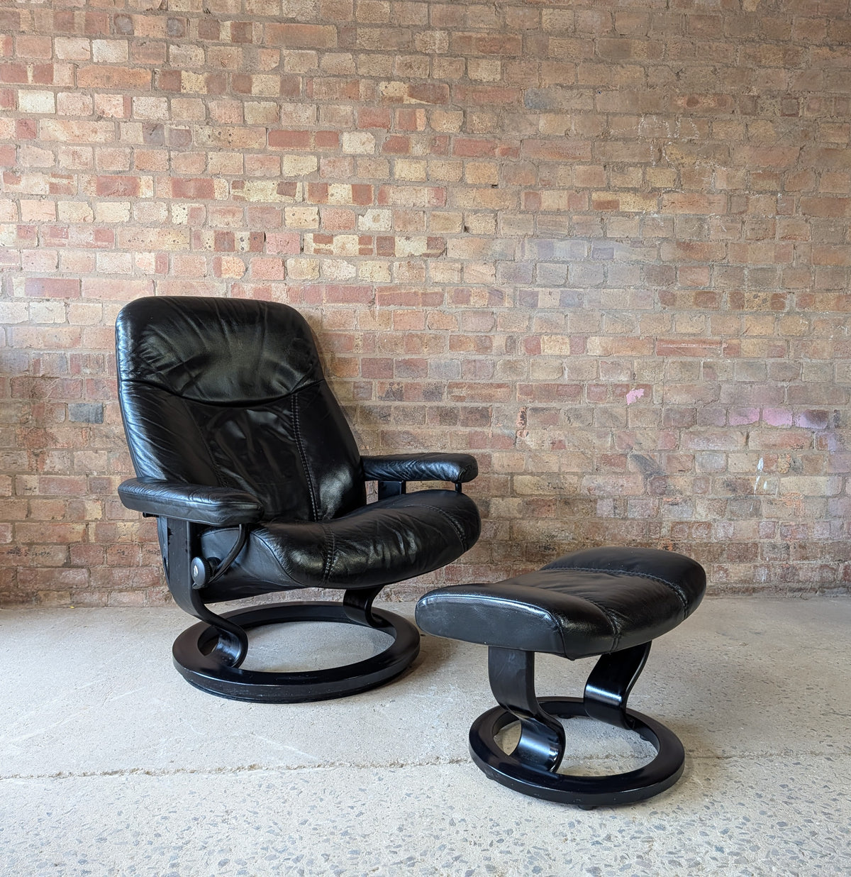Ekornes Stressless Black Leather Reclining Armchair With Footstool