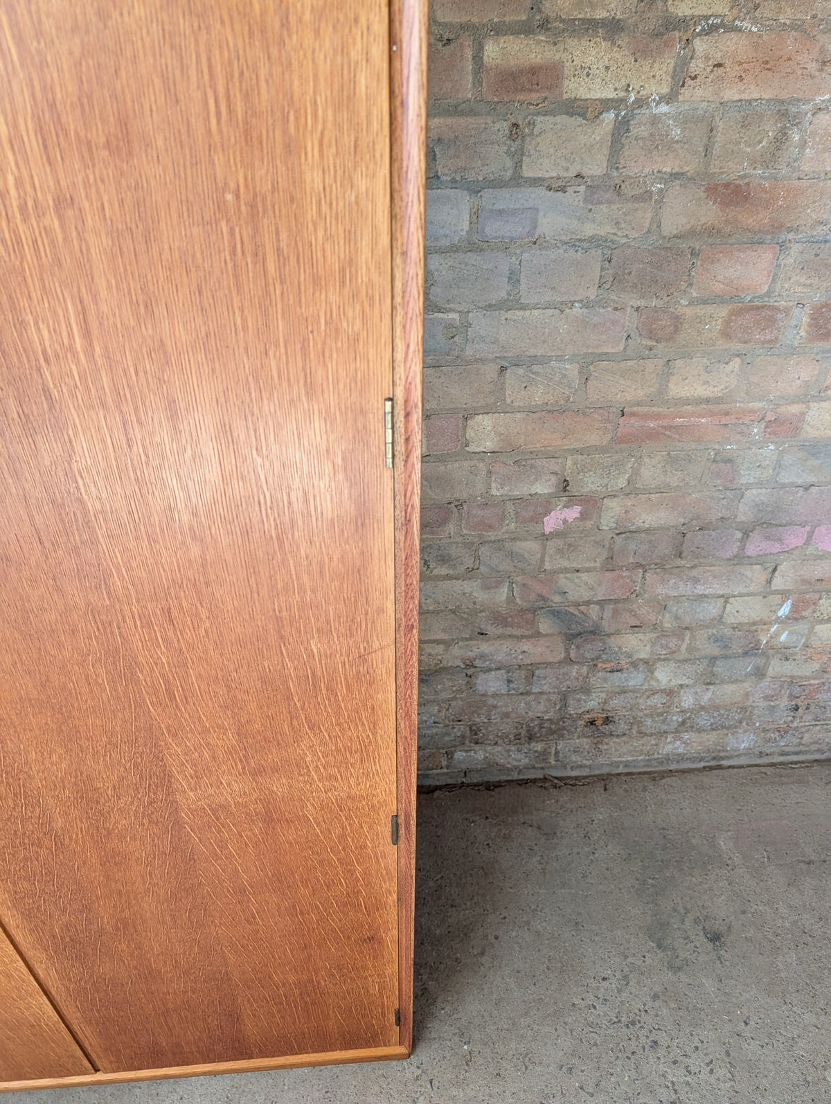 Mid Century Meredew Oak Wardrobe 1950s