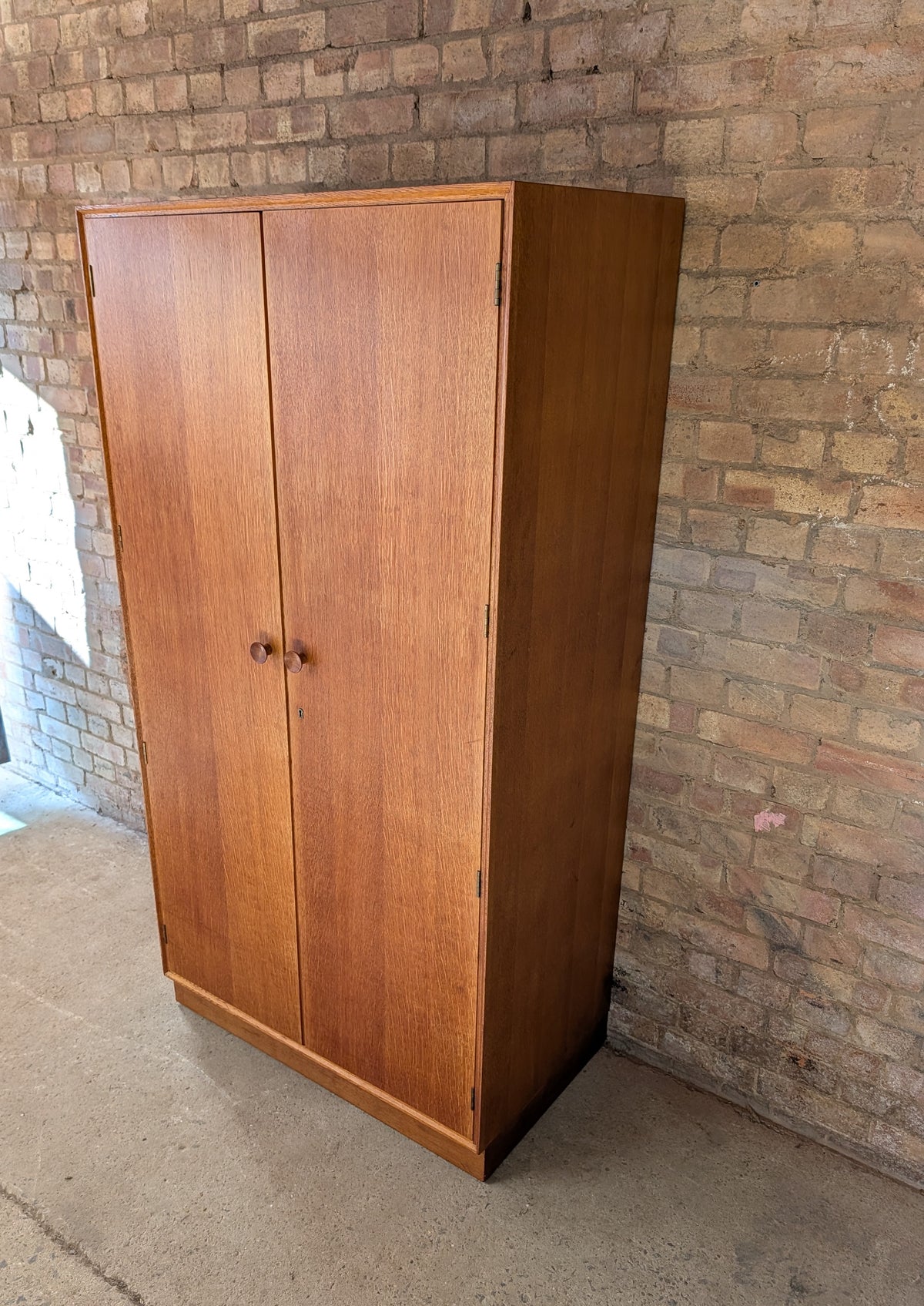 Mid Century Meredew Oak Wardrobe 1950s