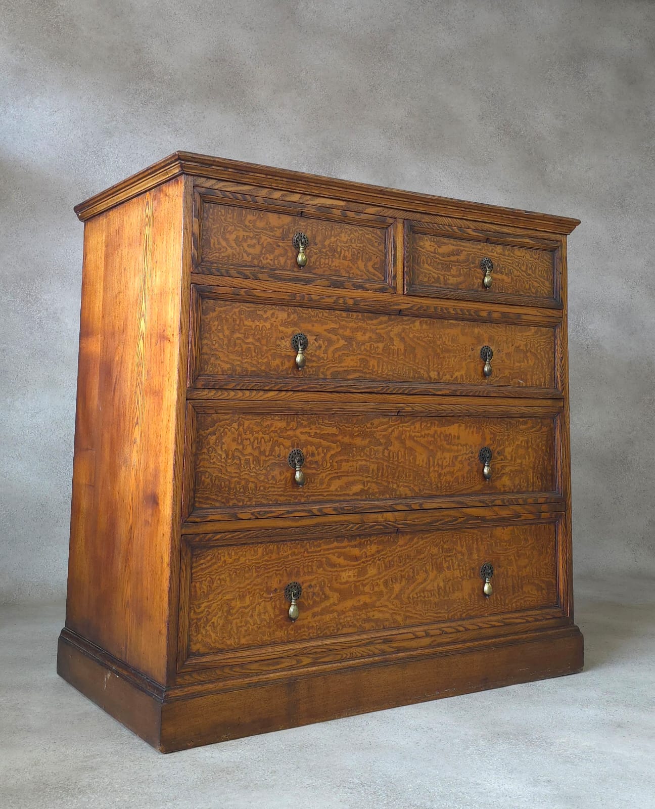 Early 20th Century Oak Howard & Sons Chest of Drawers