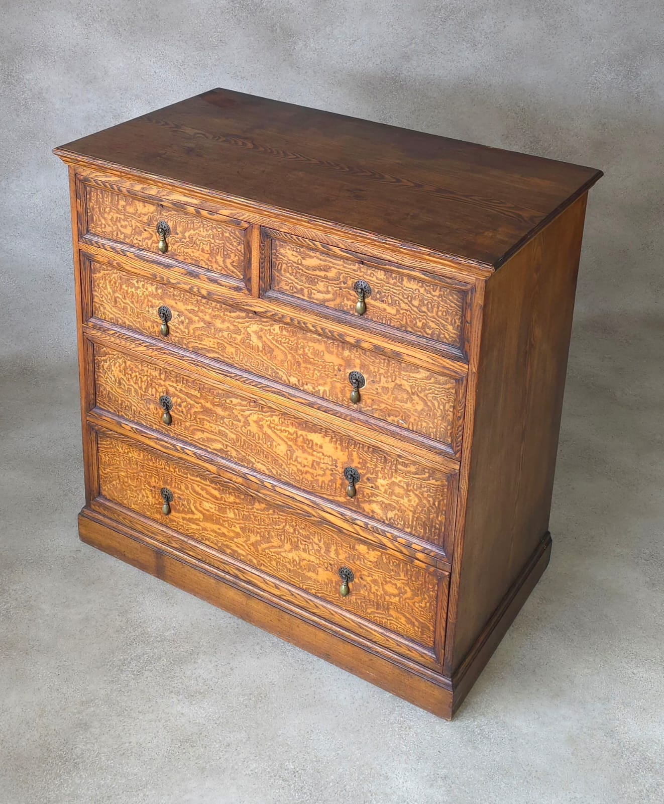 Early 20th Century Oak Howard & Sons Chest of Drawers