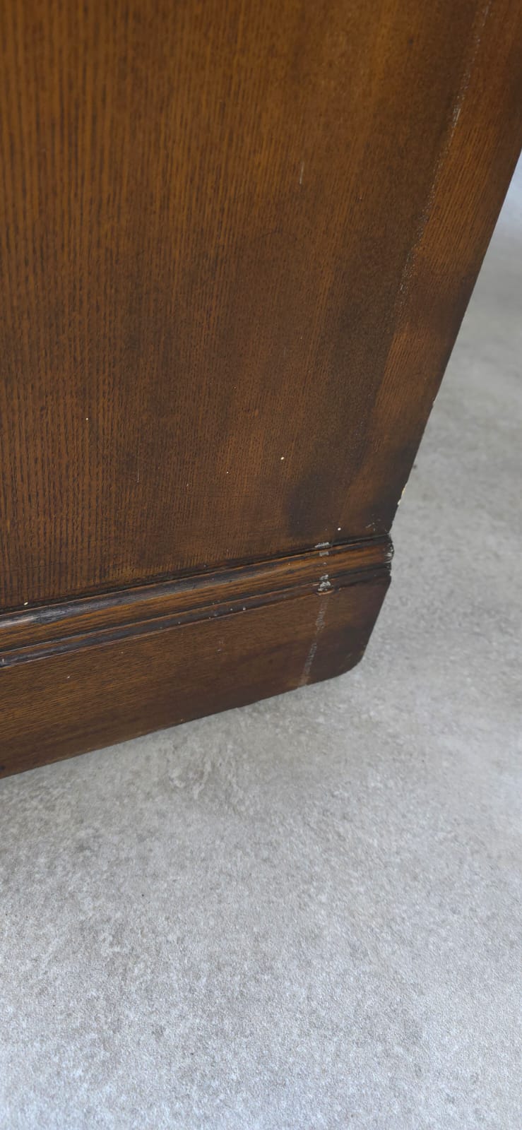Early 20th Century Oak Howard & Sons Chest of Drawers