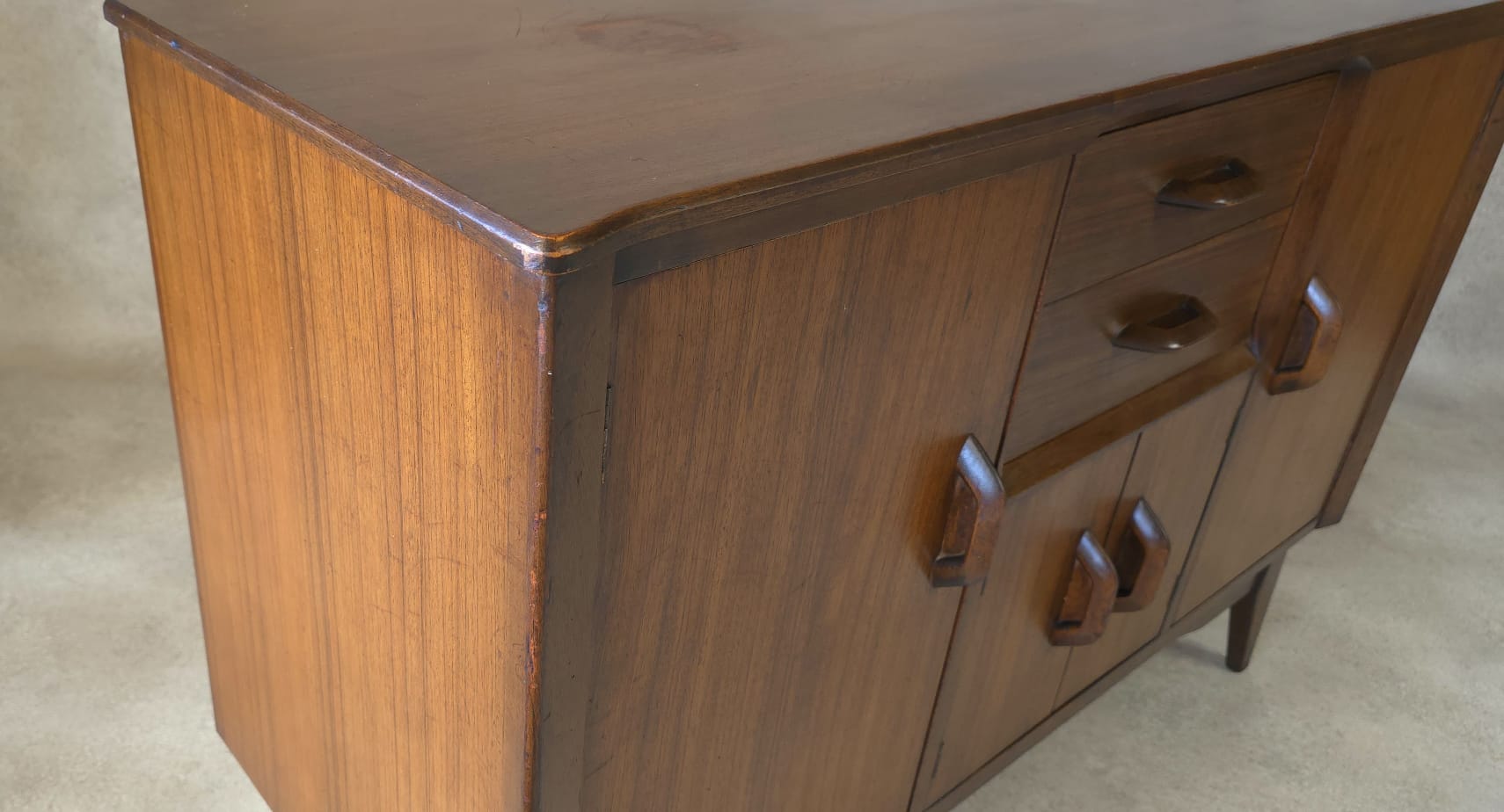 Mid Century Jentique Small Compact Teak Sideboard 1960s