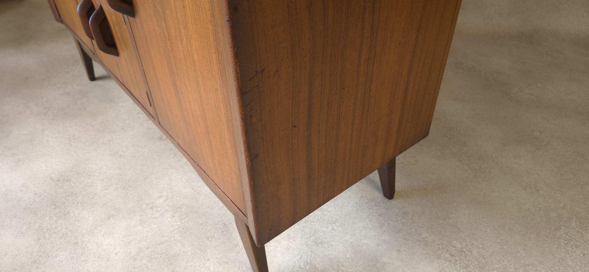 Mid Century Jentique Small Compact Teak Sideboard 1960s