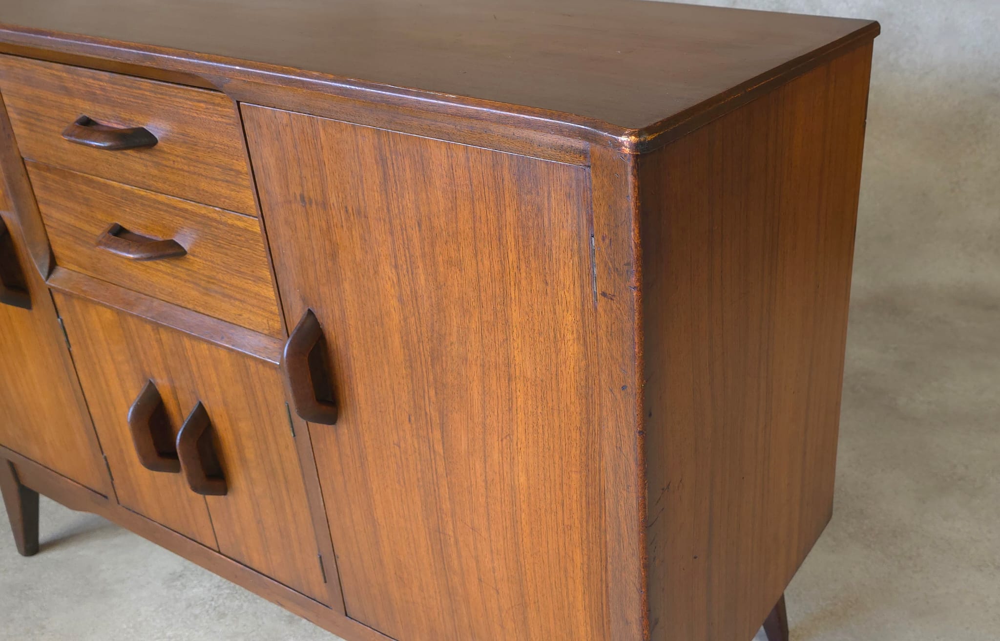 Mid Century Jentique Small Compact Teak Sideboard 1960s