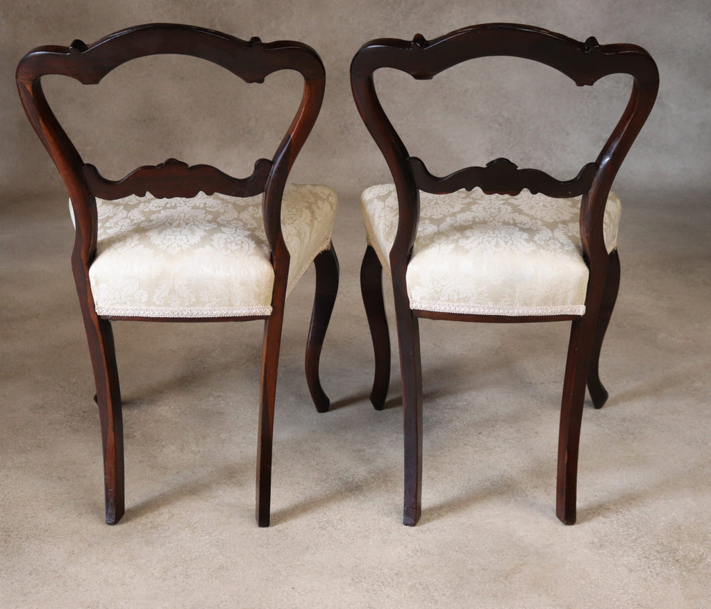 Set Of 4 Antique Victorian Rosewood Balloon Back Dining Chairs