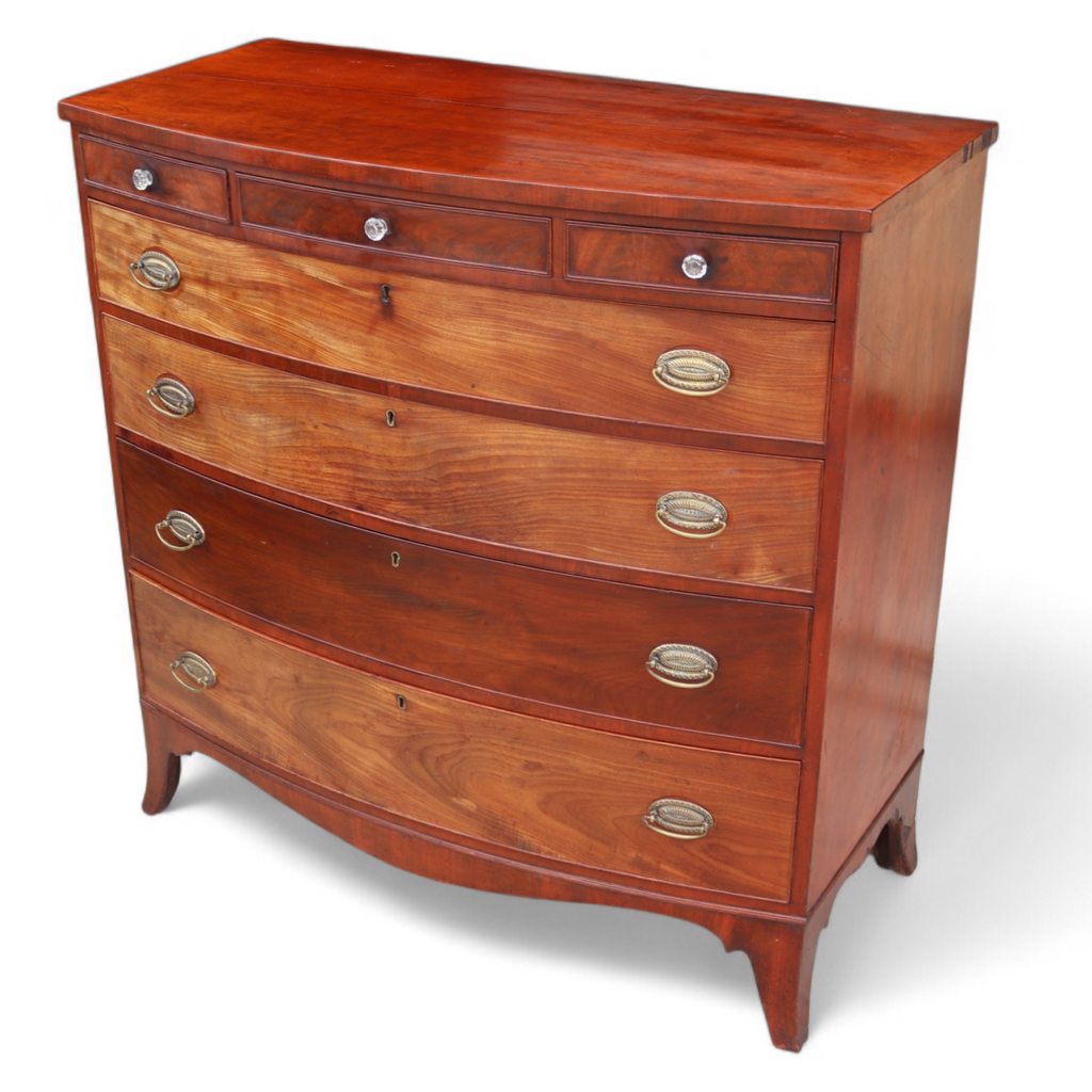 Antique Late Georigian Bow Front Large Mahogany Chest Of Drawers - 19th Century
