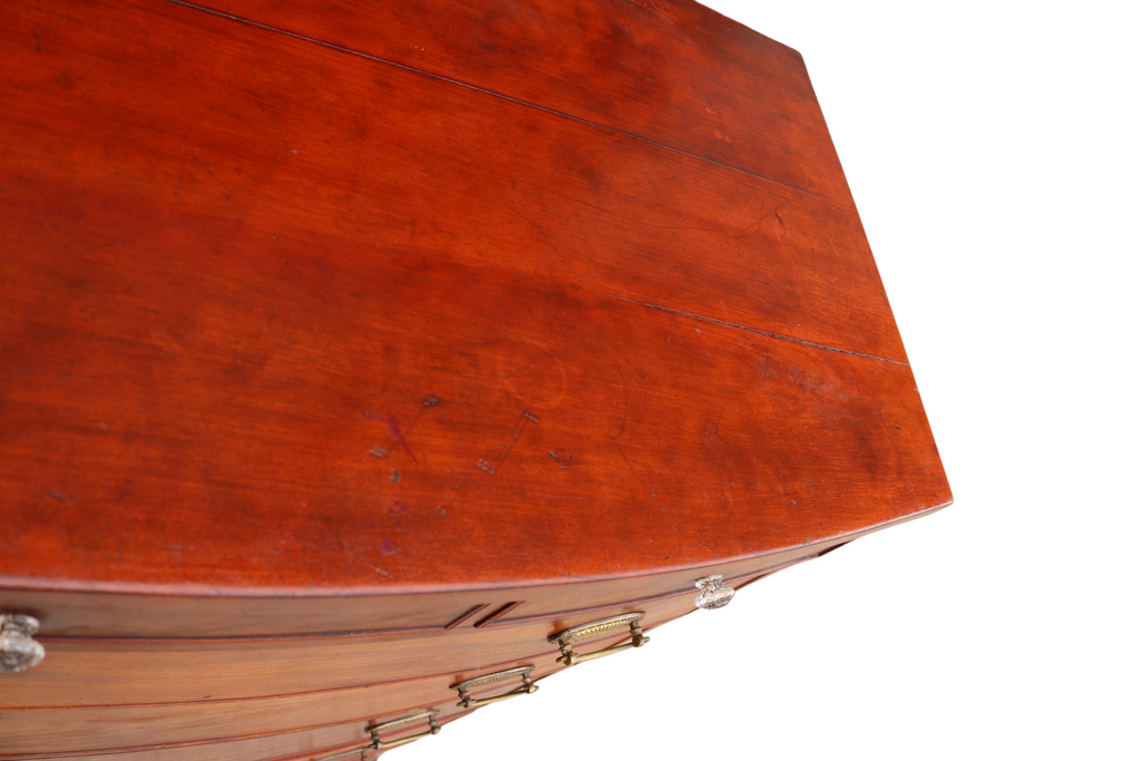 Antique Late Georigian Bow Front Large Mahogany Chest Of Drawers - 19th Century