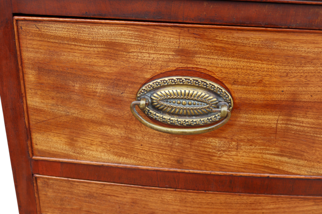 Antique Late Georigian Bow Front Large Mahogany Chest Of Drawers - 19th Century