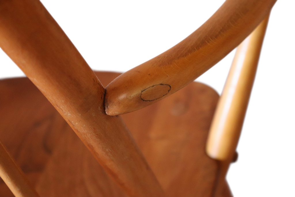 Vintage Ercol Quaker Carver Chair - Model 365A - Elm & Beech Armchair