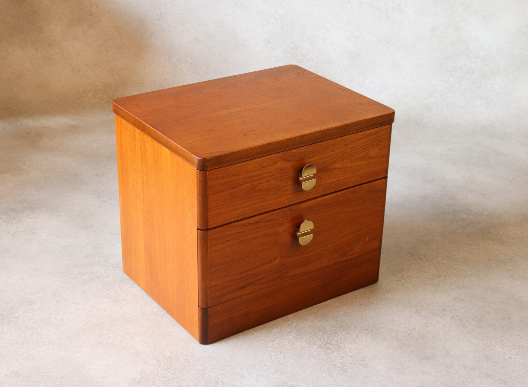 Mid Century Teak Stag Cantata Bedside Cabinet - 2 Drawer Chest