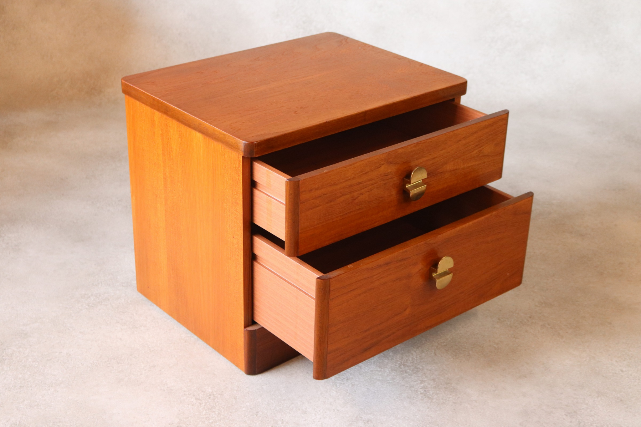 Mid Century Teak Stag Cantata Bedside Cabinet - 2 Drawer Chest