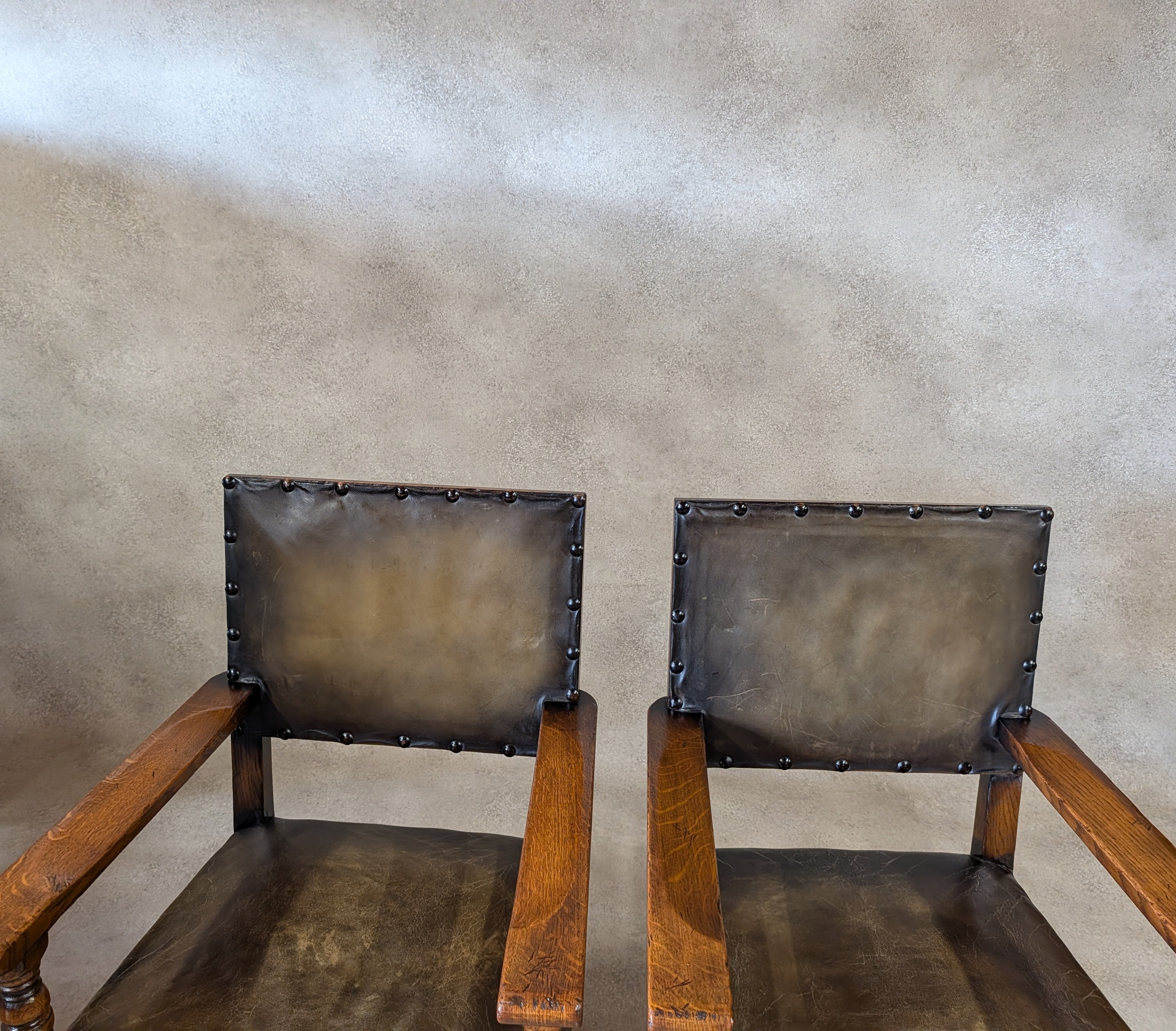 Set Of 6 Vintage Cromwellian Style Oak & Leather Dining Chairs