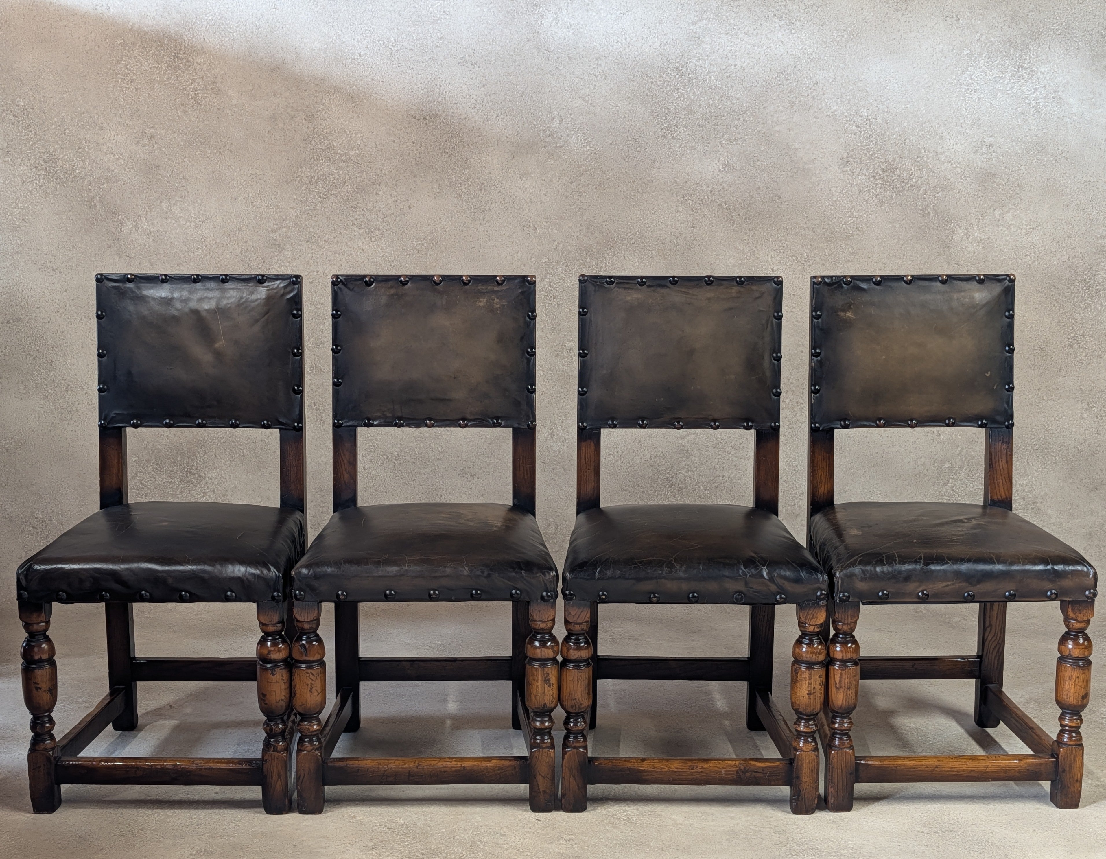 Set Of 6 Vintage Cromwellian Style Oak & Leather Dining Chairs