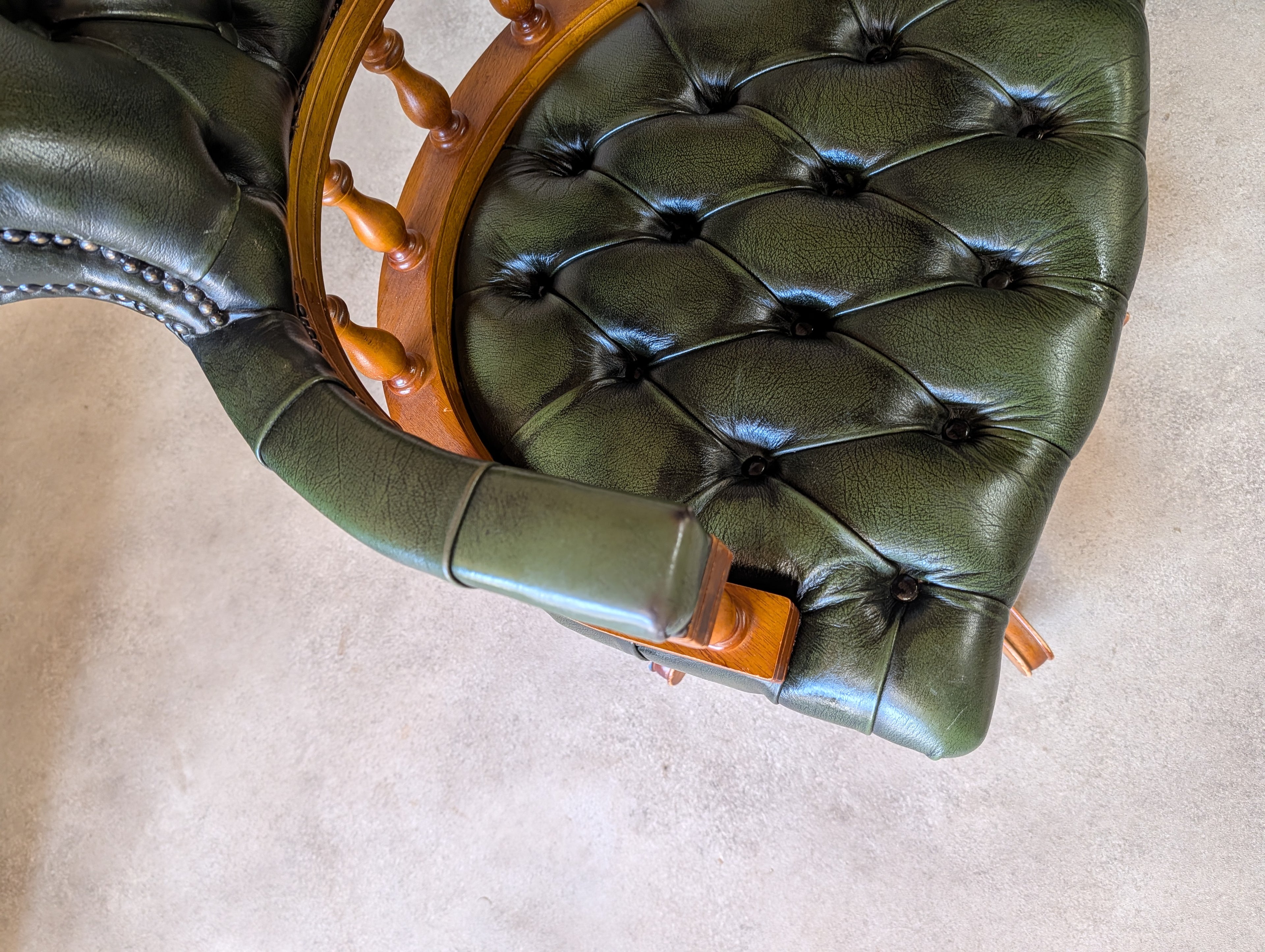 Vintage Green Leather Chesterfield Captains Chair Office Swivel Chair