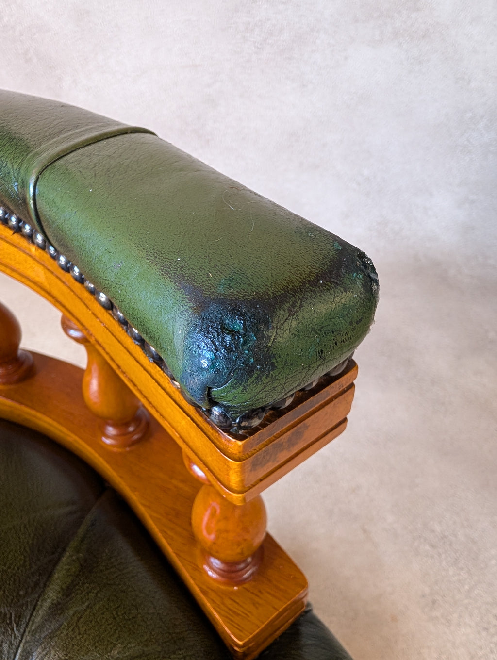 Vintage Green Leather Chesterfield Captains Chair Office Swivel Chair