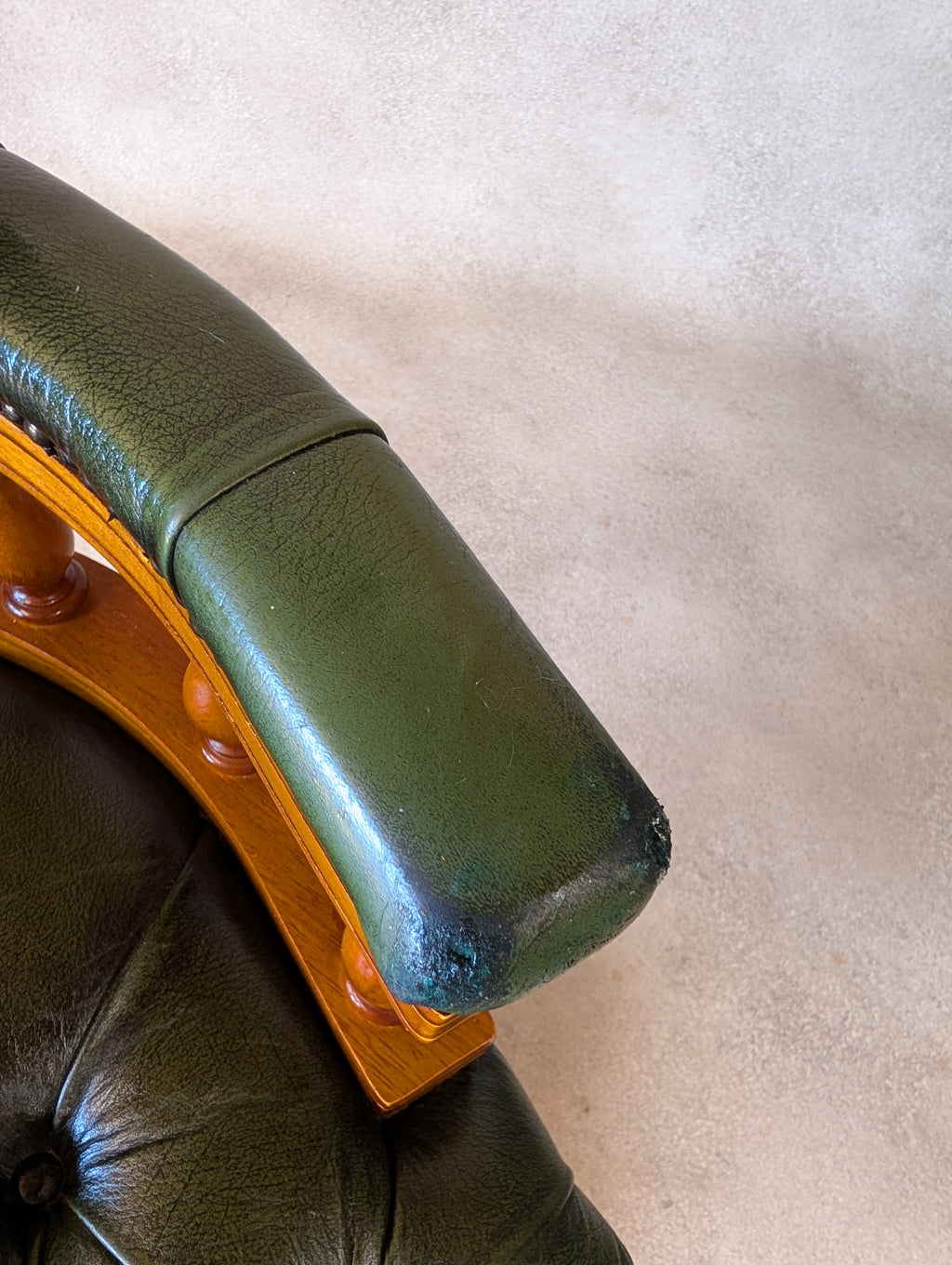 Vintage Green Leather Chesterfield Captains Chair Office Swivel Chair