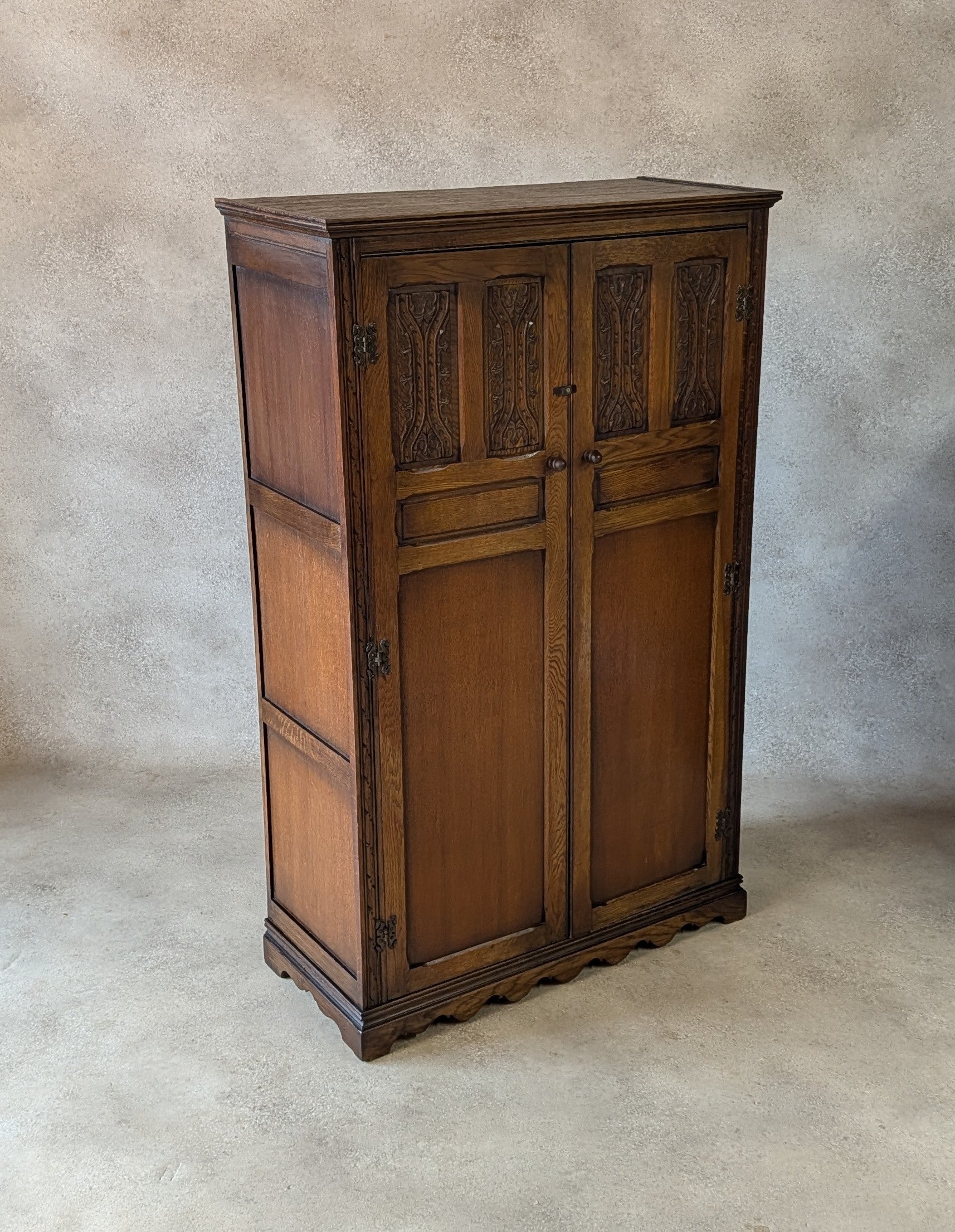 Wood Bros 'Old Charm' Oak Compact Gentleman's Fitted Wardrobe / Hall Robe