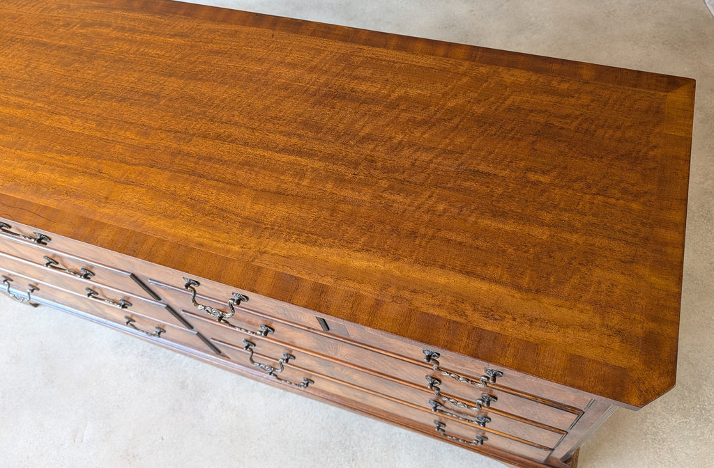 Bevan Funnell Reprodux Mahogany Walnut Chest of Drawers/Sideboard Georgian Style