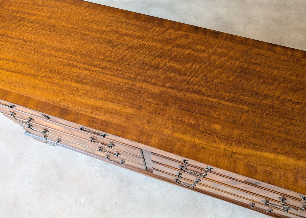 Bevan Funnell Reprodux Mahogany Walnut Chest of Drawers/Sideboard Georgian Style