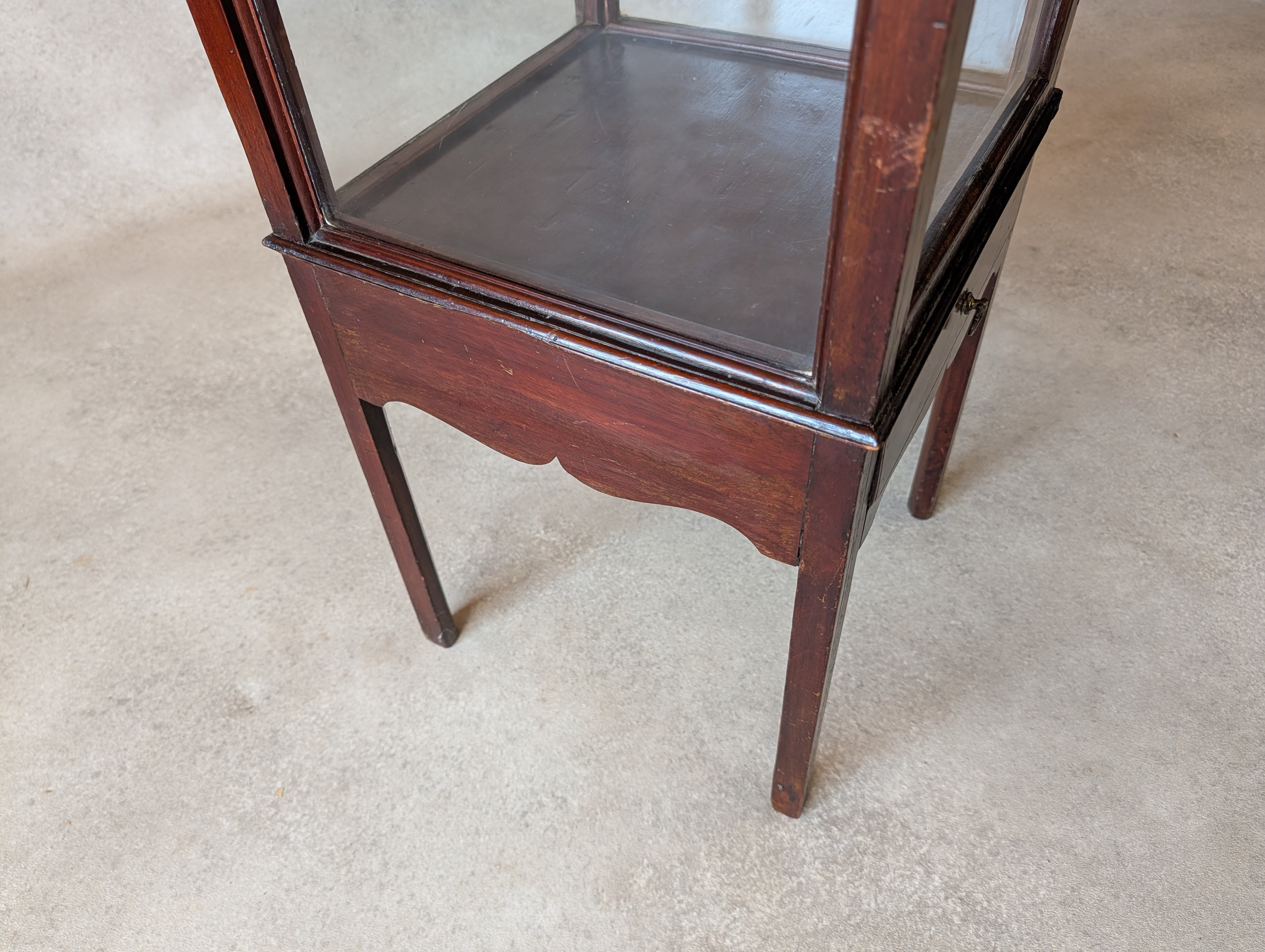 Antique Edwardian Mahogany Bijouterie Inlaid Vitrine Display Cabinet C. 1900