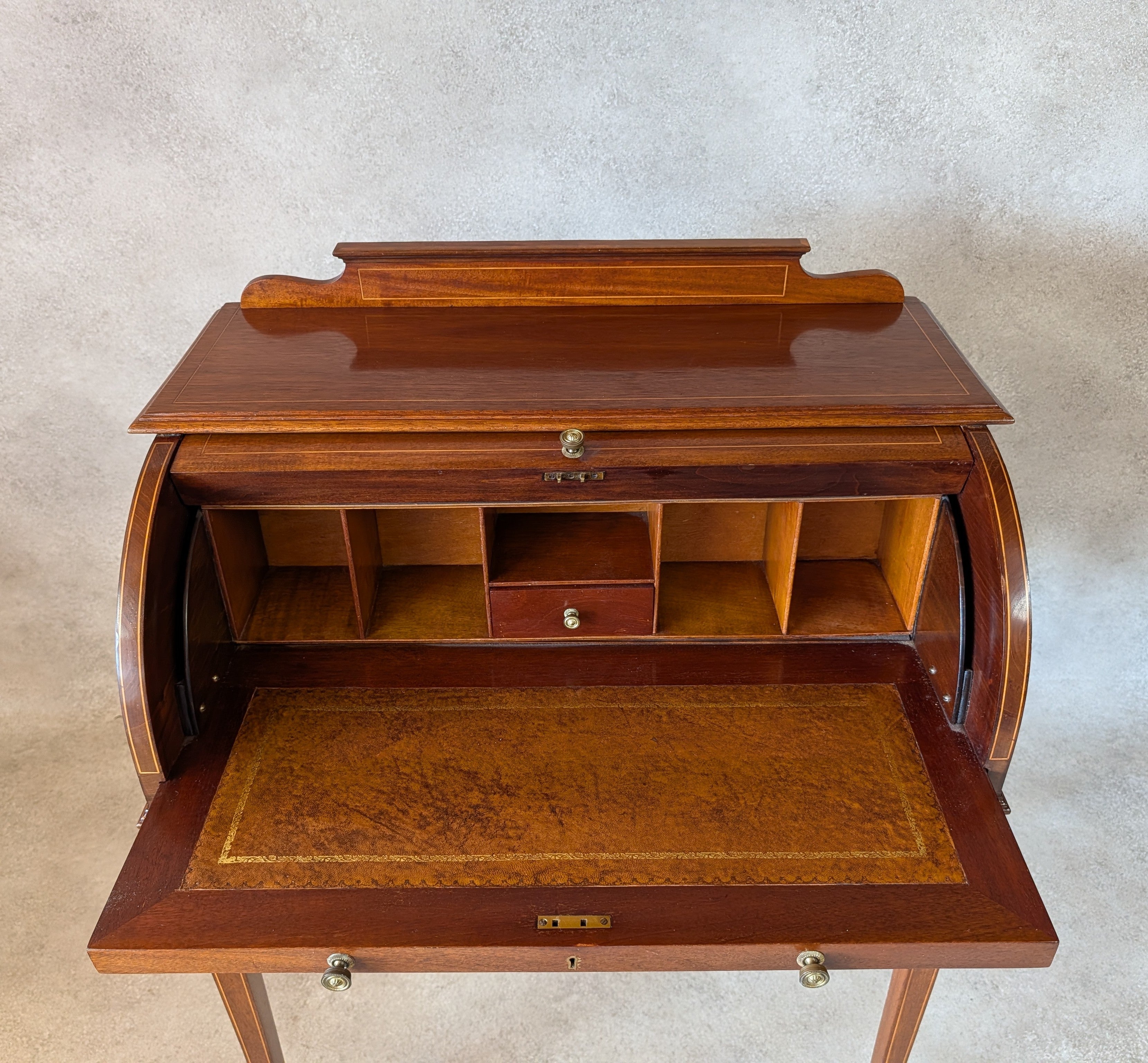 Antique Edwardian Sheraton Style Cylinder Top Desk / Writing Bureau