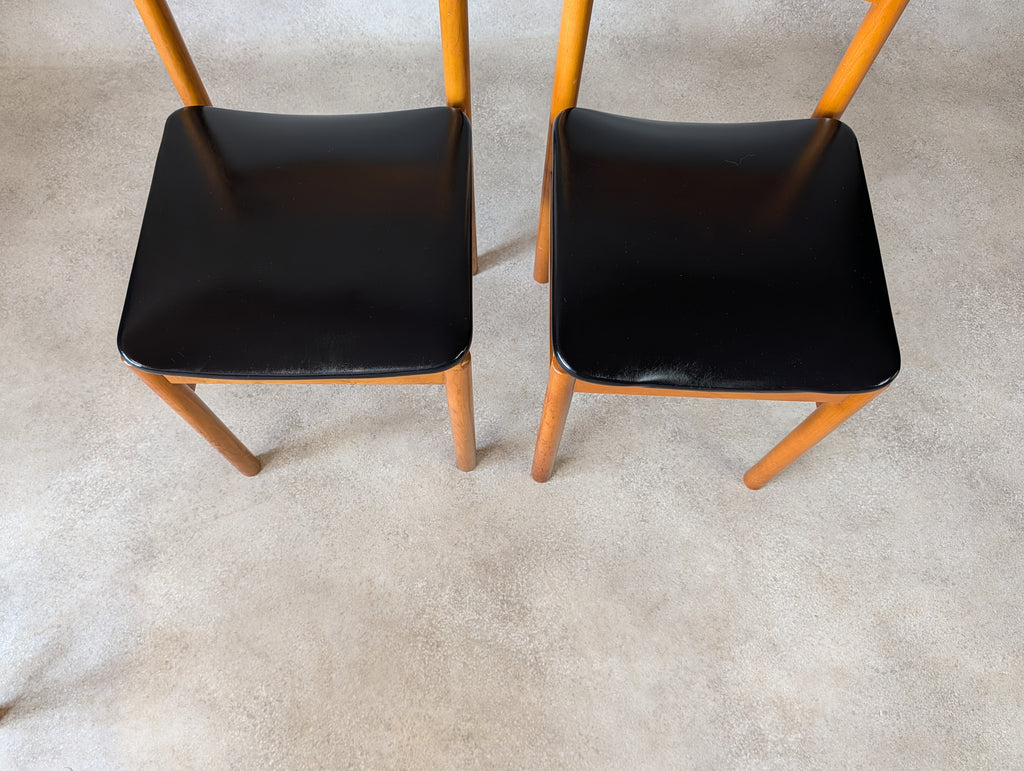 Set of 4 Mid Century Scandinavian Style Beech & Black Vinyl Dining Chairs 1960s