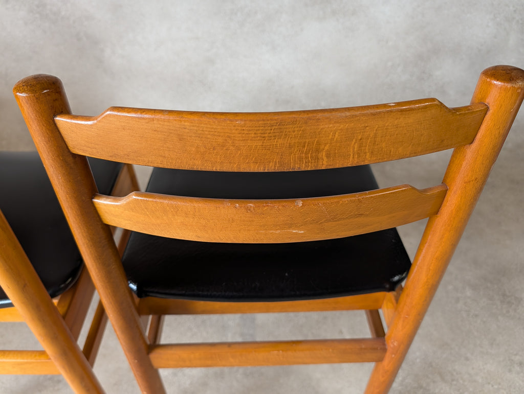 Set of 4 Mid Century Scandinavian Style Beech & Black Vinyl Dining Chairs 1960s