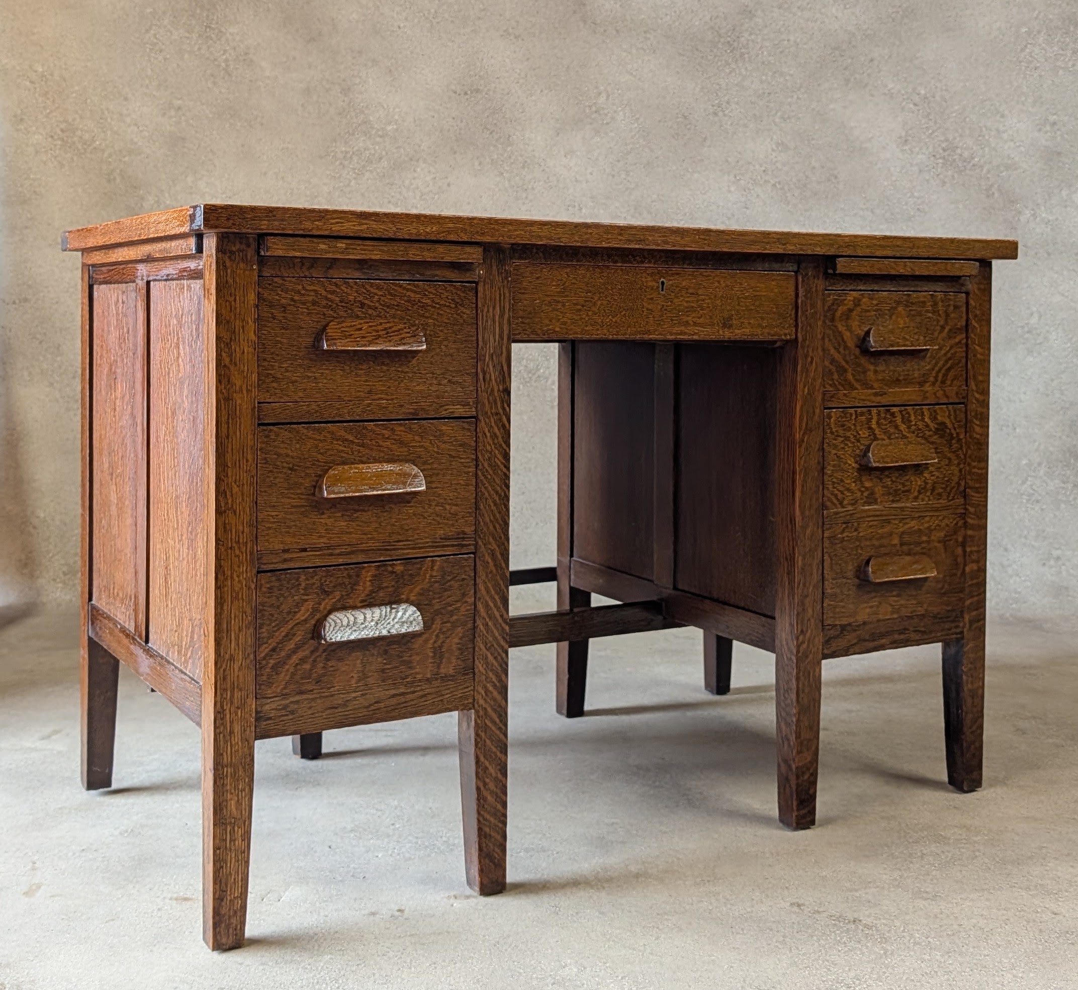 Early 20th Century Vintage Oak Double Pedestal Teachers Desk