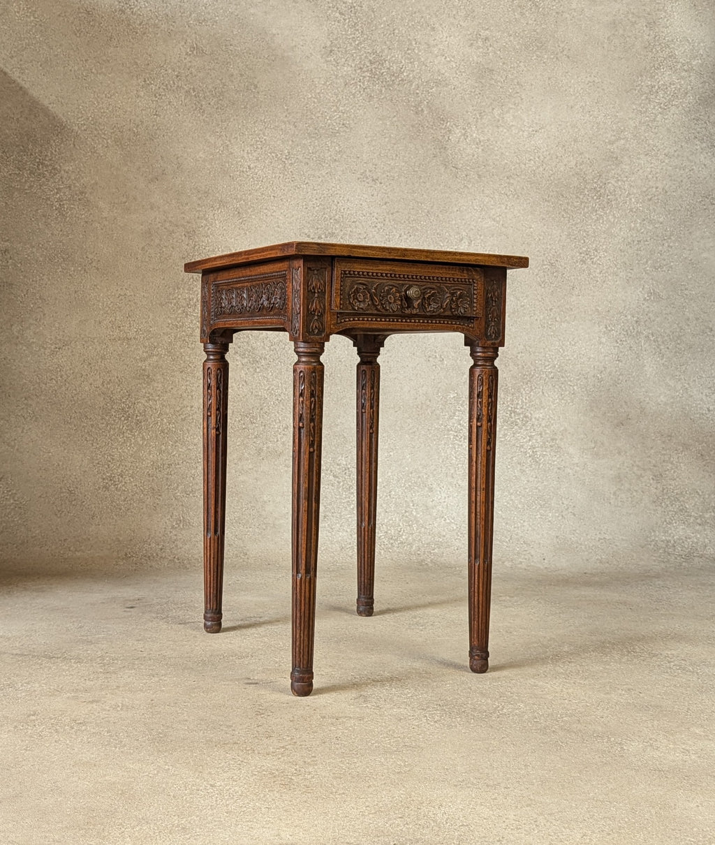 Vintage Louis xv Style Carved Oak Small Side Table