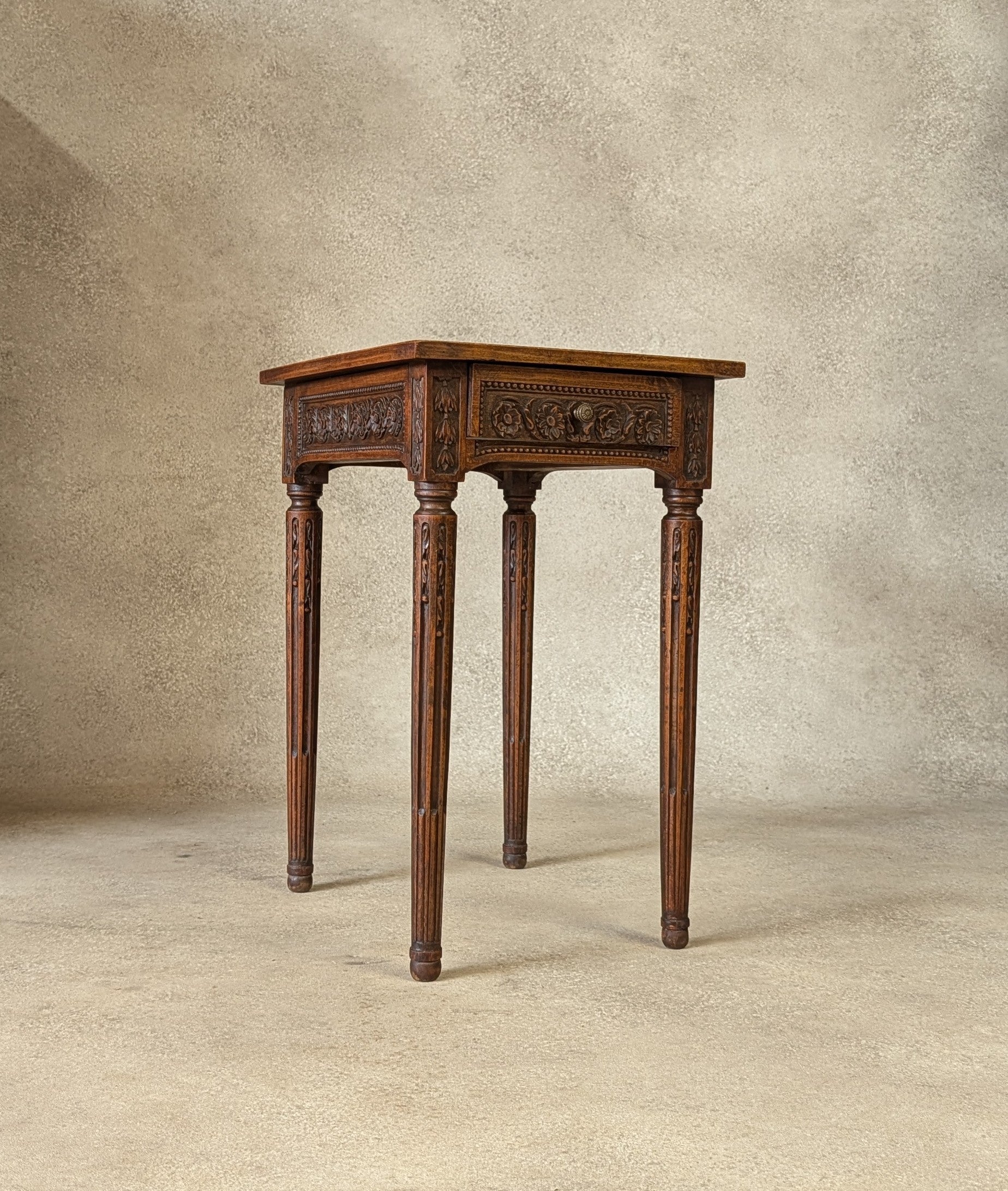 Vintage Louis xv Style Carved Oak Small Side Table