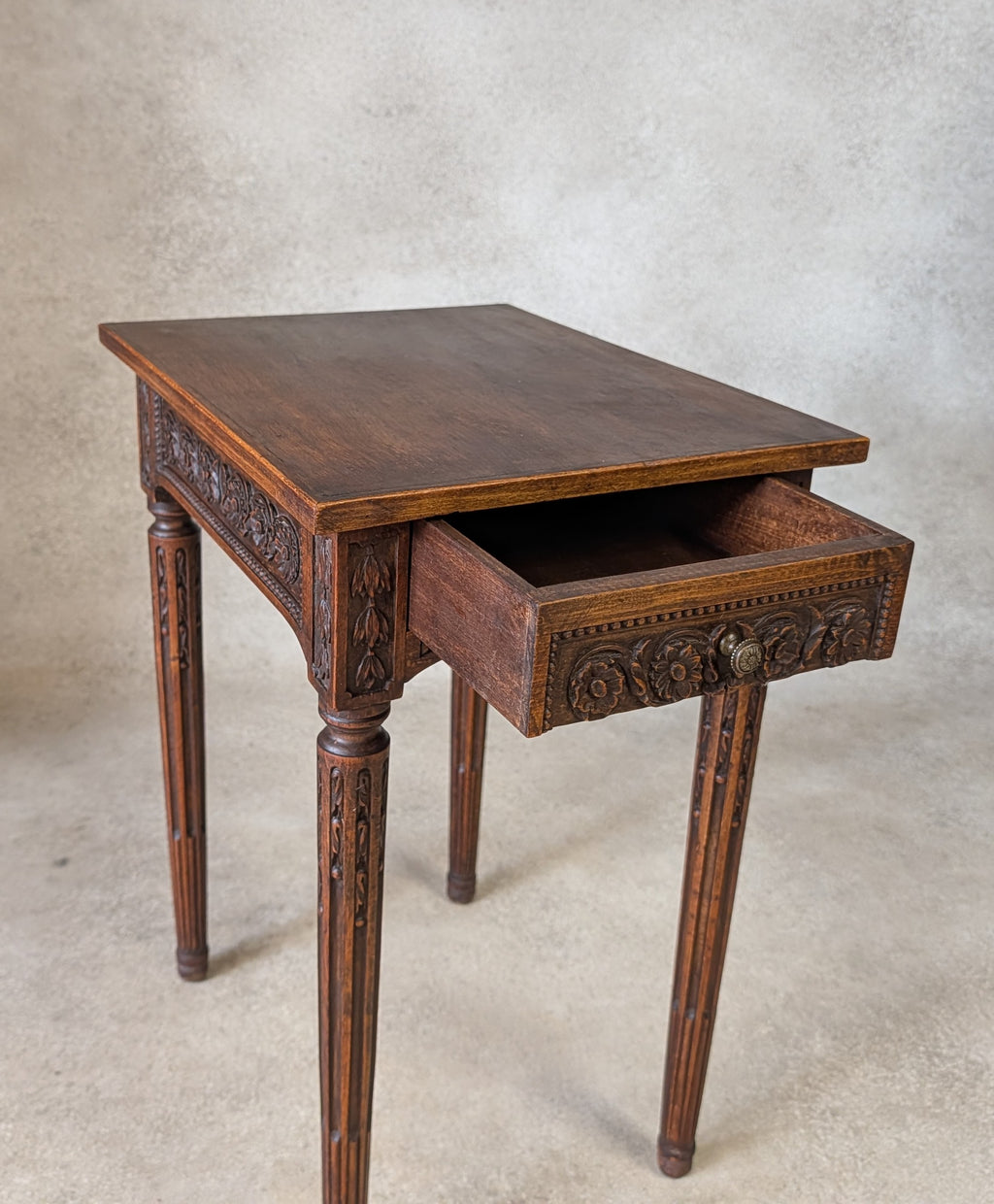 Vintage Louis xv Style Carved Oak Small Side Table