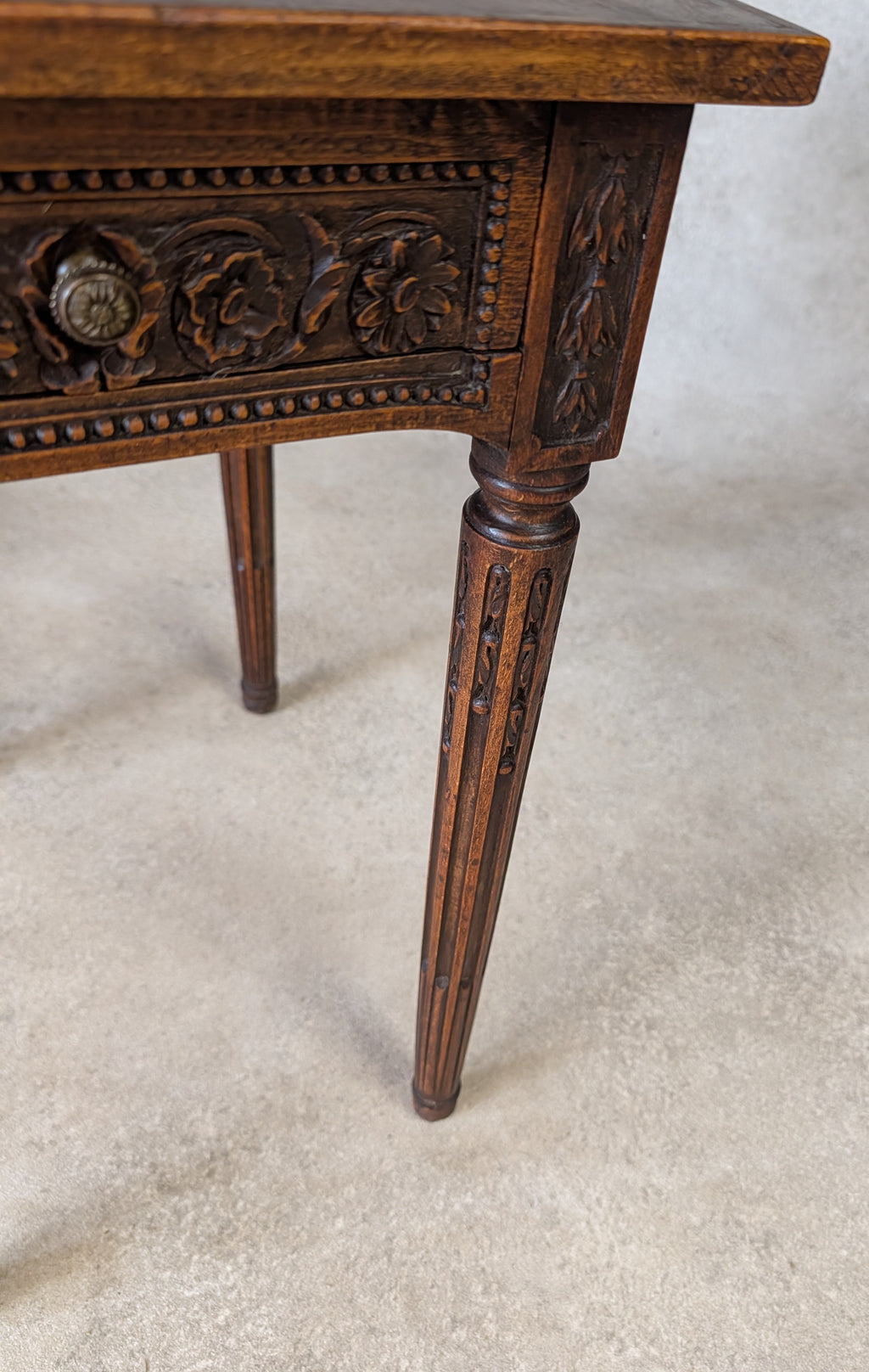 Vintage Louis xv Style Carved Oak Small Side Table