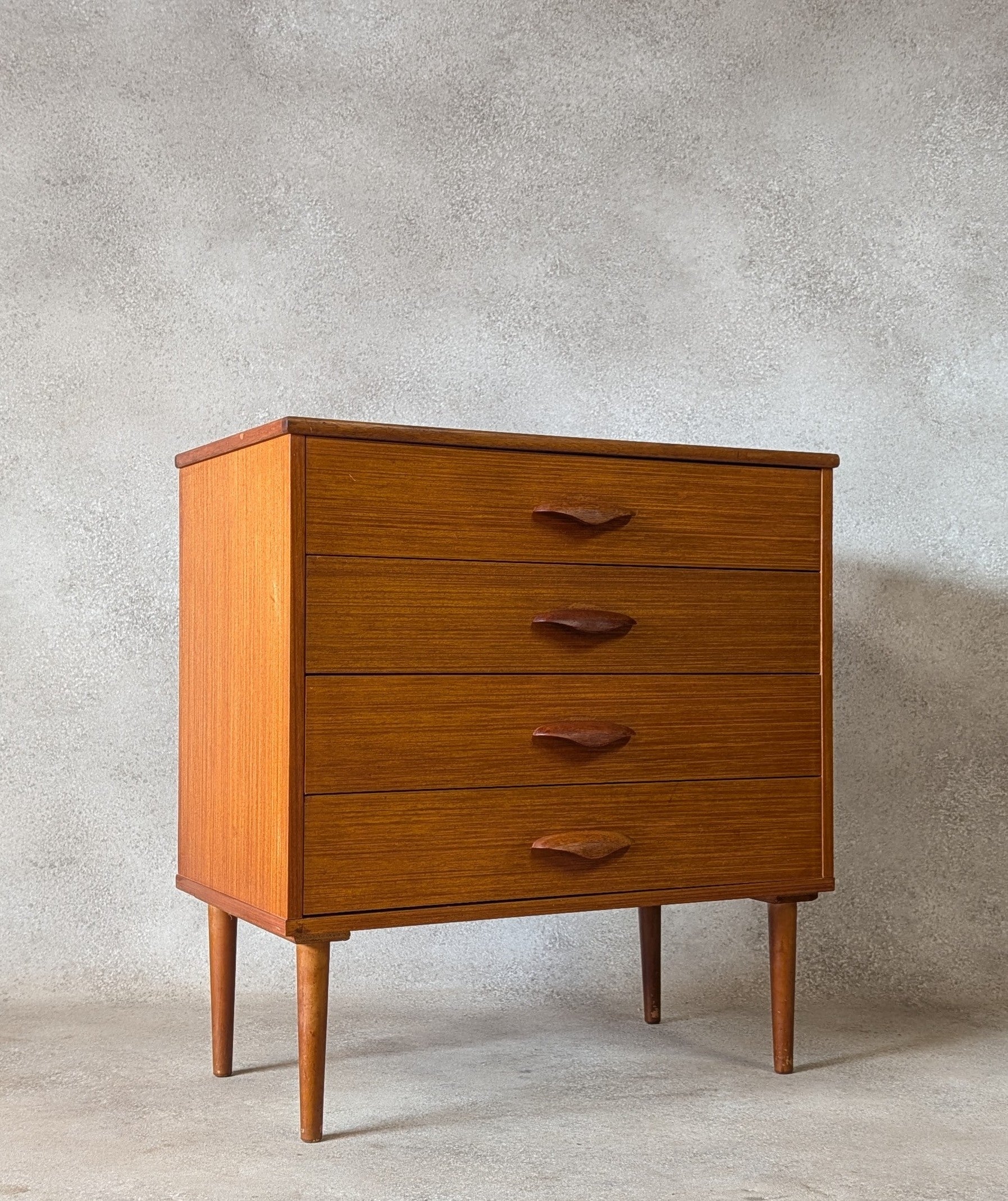 Mid Century Teak Small Chest Of Drawers Vintage 4 Drawer Chest 1960s/70s