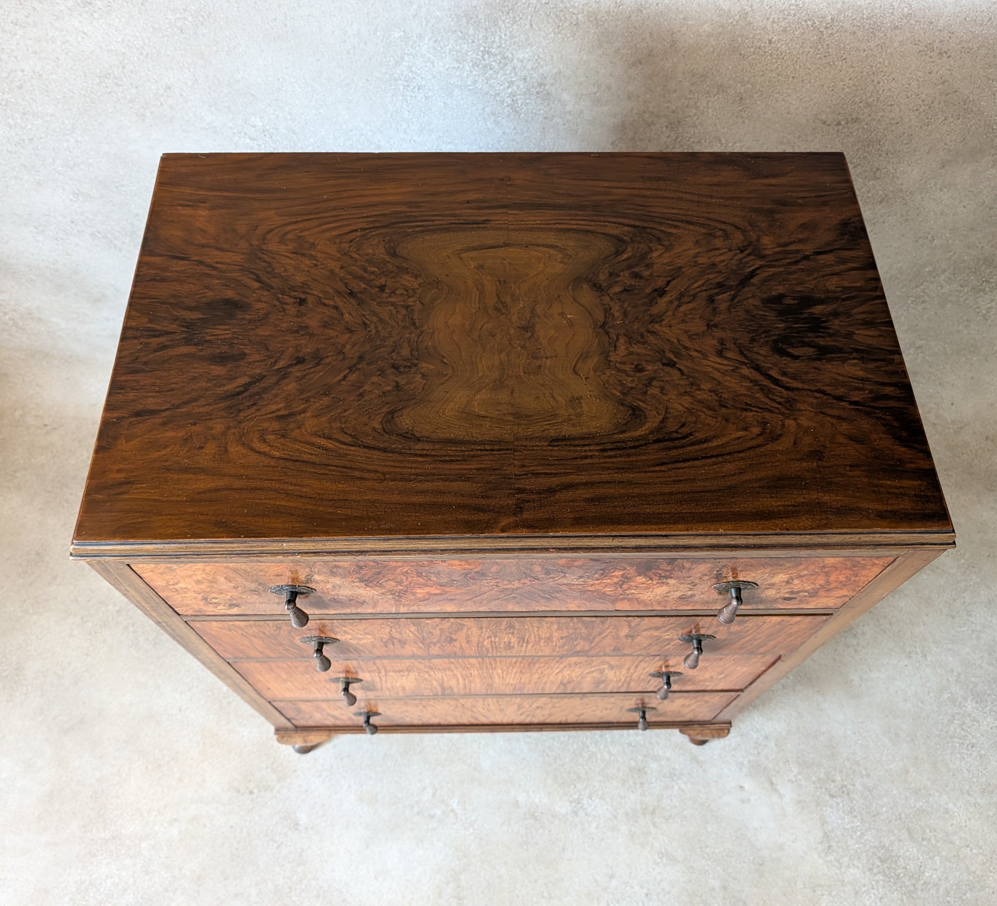 Vintage Art Deco / Queen Anne Style Burr Walnut Chest Of Drawers 1930s
