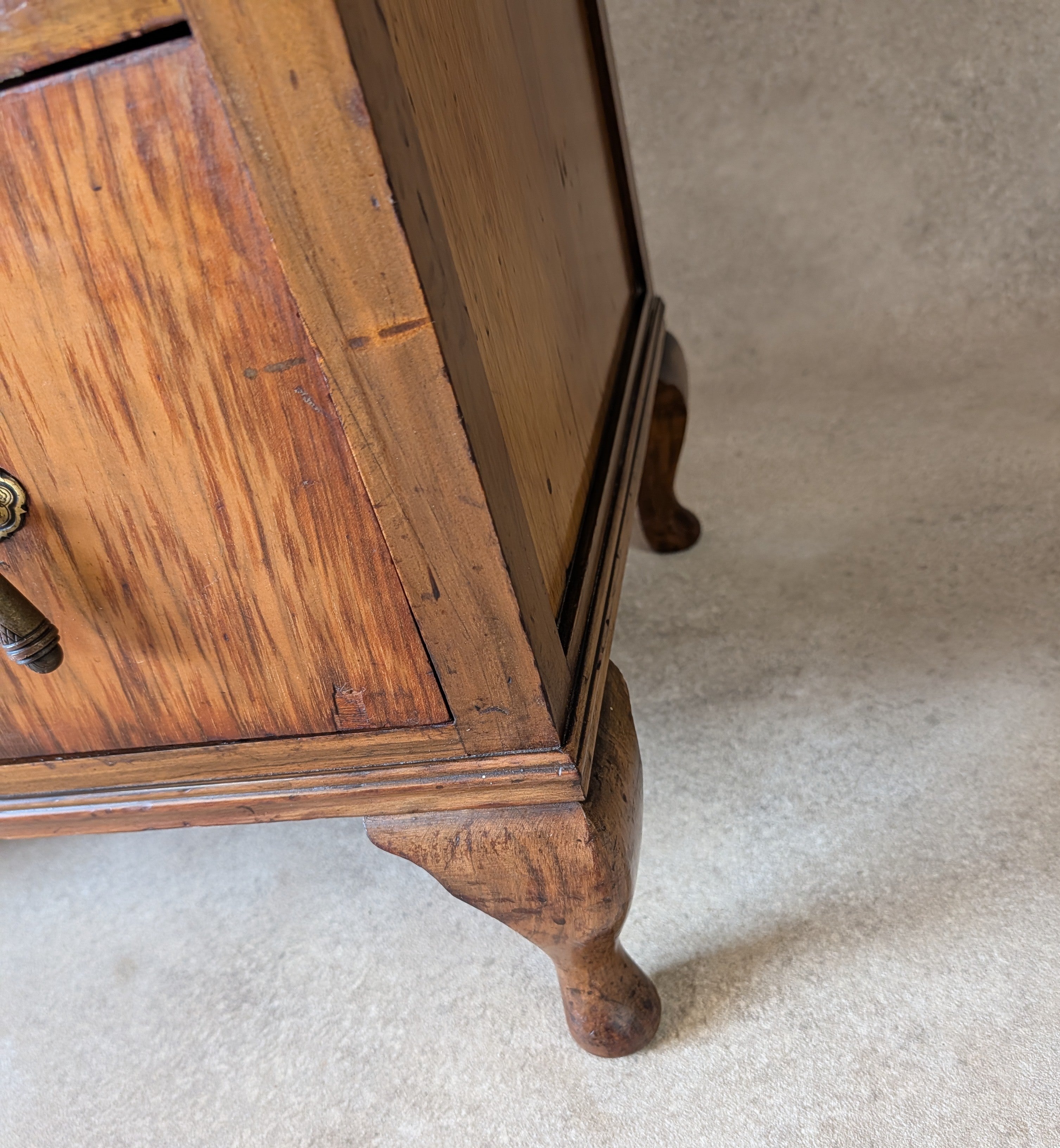 Vintage Art Deco / Queen Anne Style Burr Walnut Chest Of Drawers 1930s