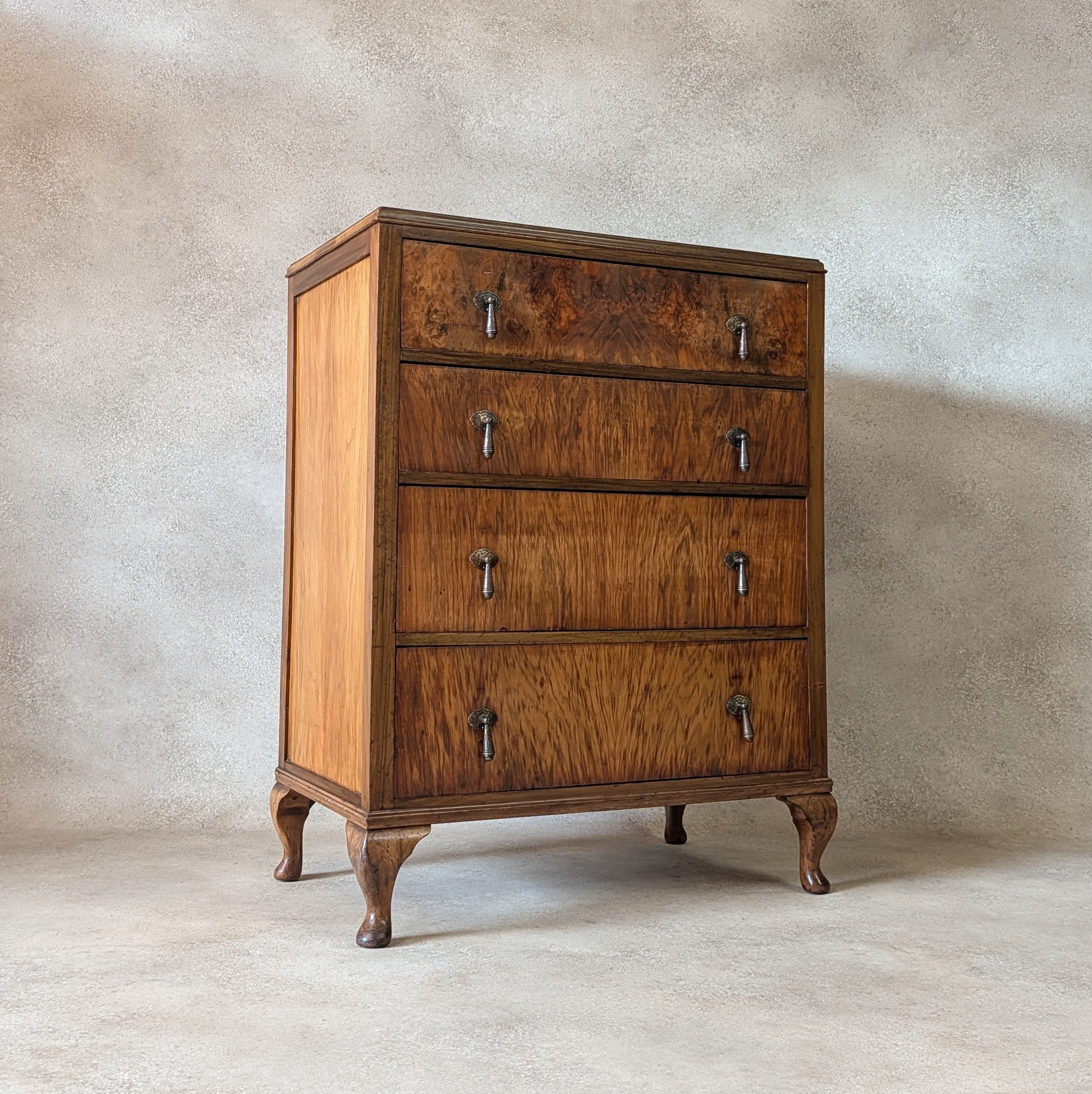 Vintage Art Deco / Queen Anne Style Burr Walnut Chest Of Drawers 1930s