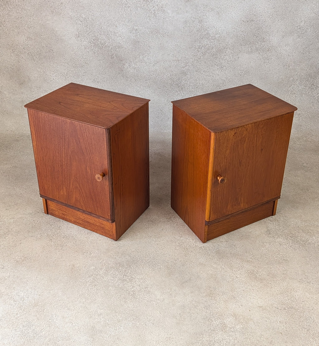Pair Of Mid Century Teak Austinsuite Bedside Cabinets Vintage Nightstands