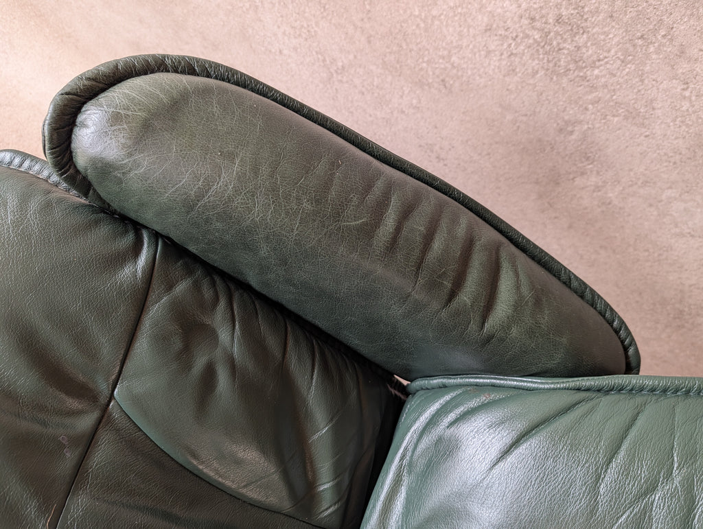 Vintage Ekornes Stressless Green Leather Recliner Armchair With Footstool