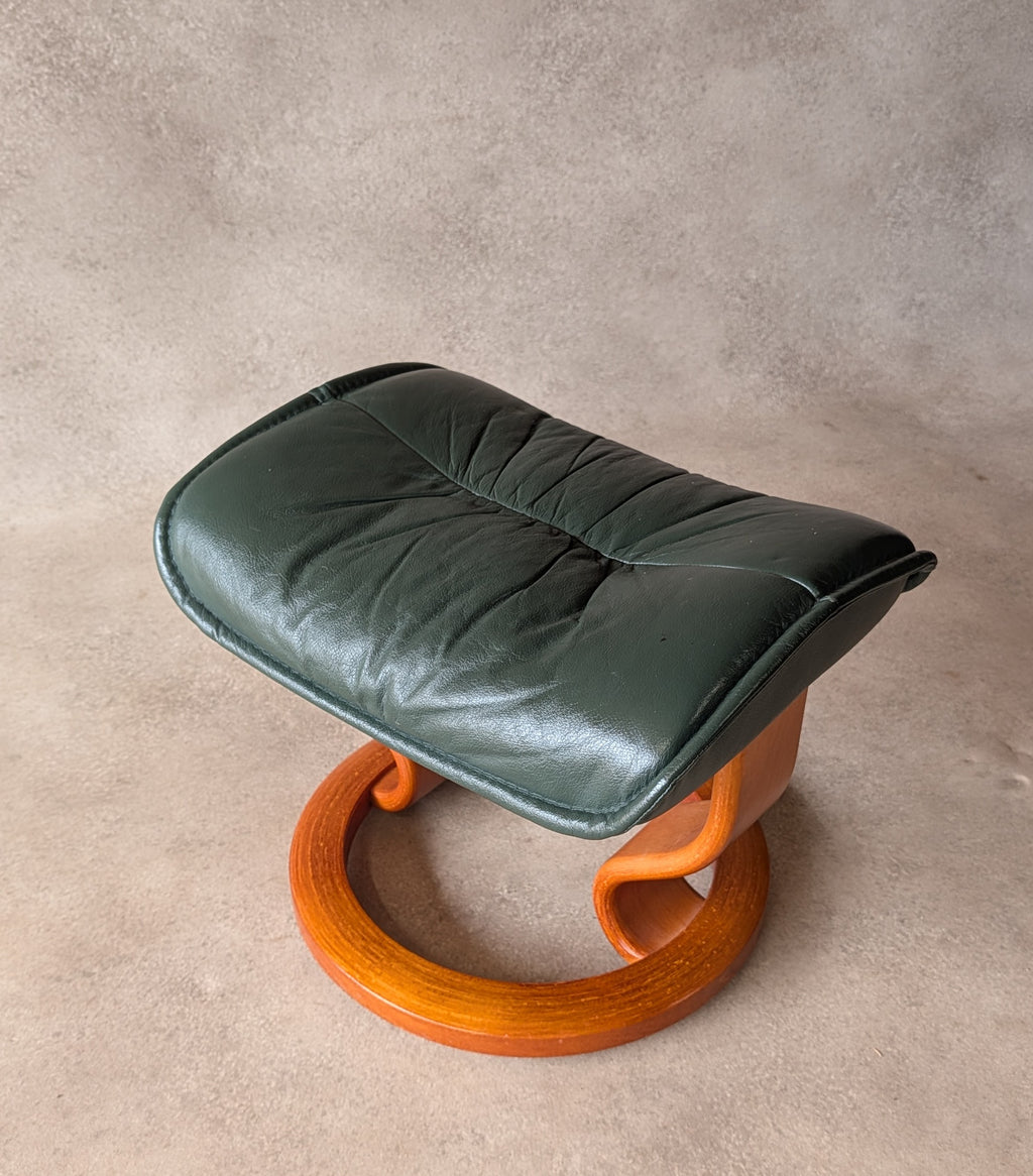 Vintage Ekornes Stressless Green Leather Recliner Armchair With Footstool