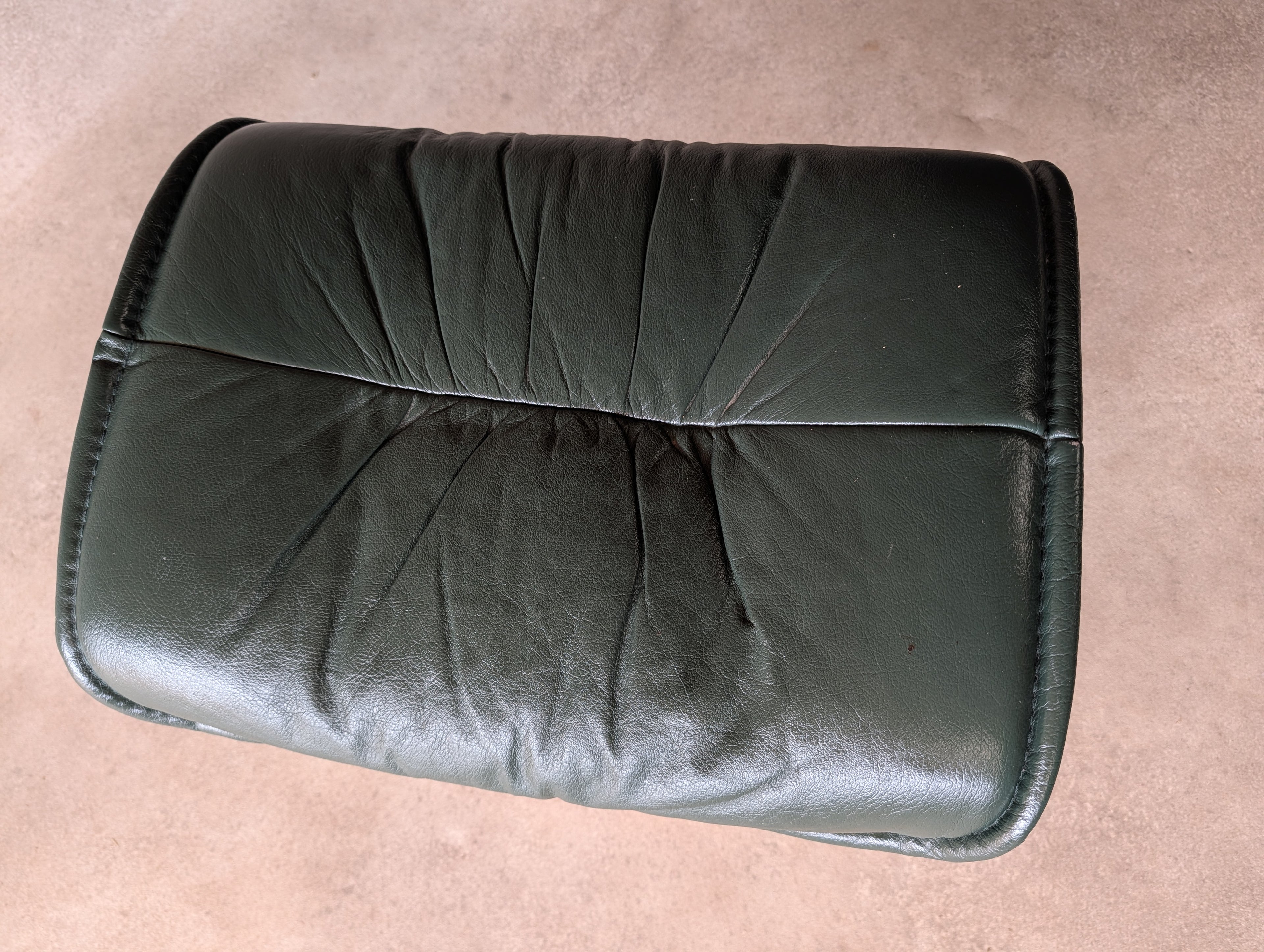 Vintage Ekornes Stressless Green Leather Recliner Armchair With Footstool