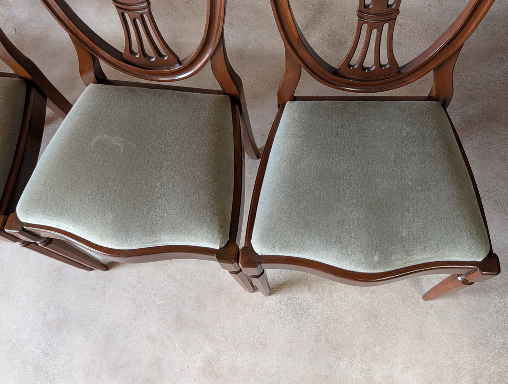 Set Of 6 Vintage Mahogany Hepplewhite Style Shield Back Dining Chairs