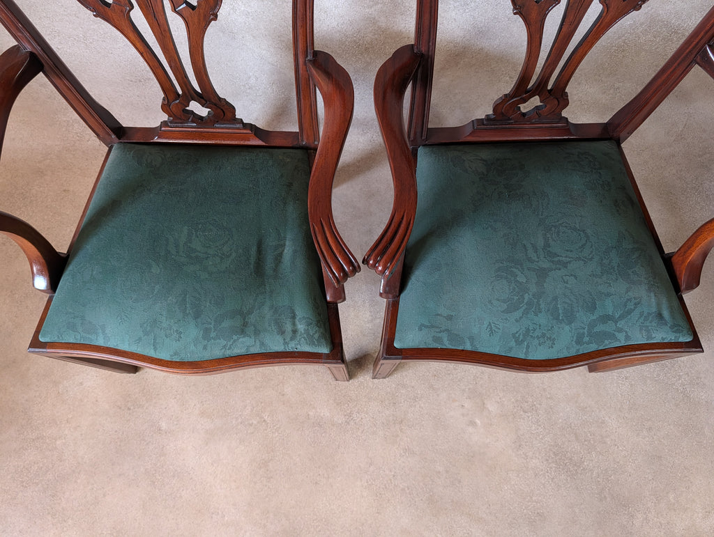 Vintage Set Of 8 Mahogany Chippendale Style Dining Chairs Includes 2 Carvers