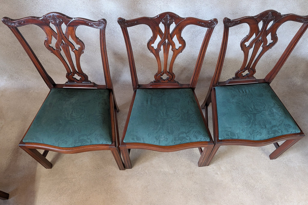 Vintage Set Of 8 Mahogany Chippendale Style Dining Chairs Includes 2 Carvers