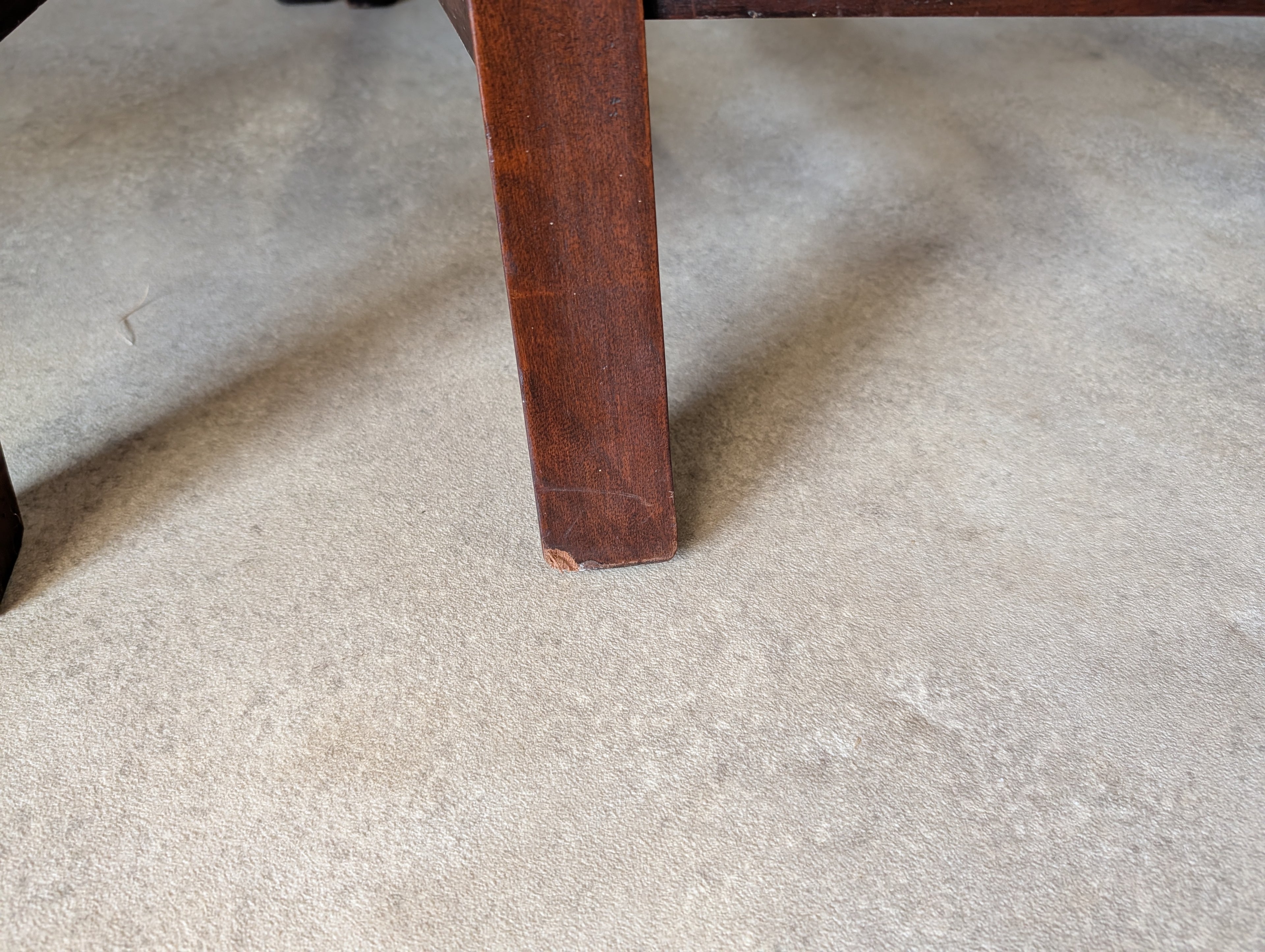 Vintage Set Of 8 Mahogany Chippendale Style Dining Chairs Includes 2 Carvers