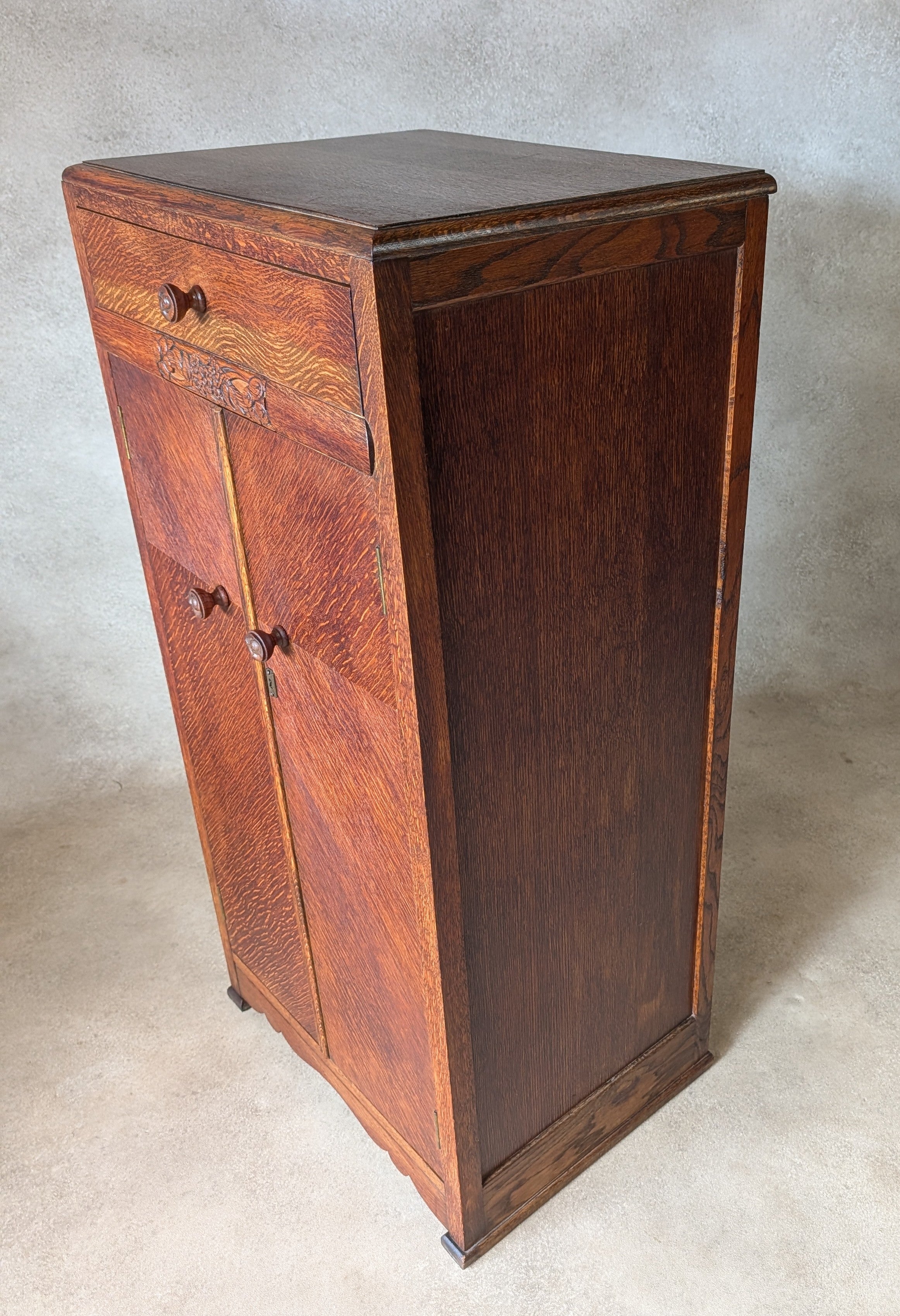 Vintage Art Deco Oak Cabinet Small Hall Cupboard Storage Linen Press 1930s