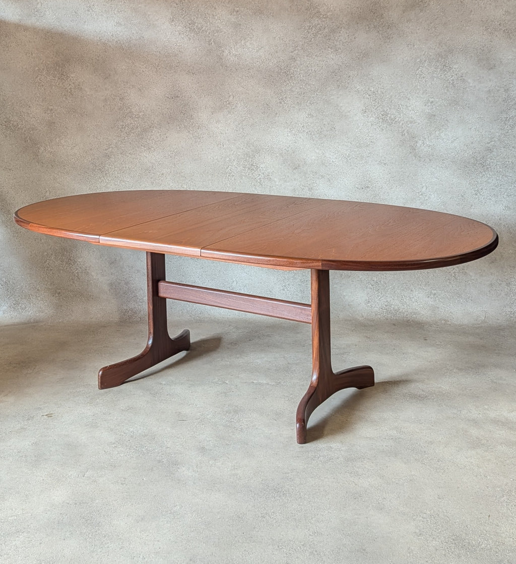 Mid Century G Plan Fresco Teak Extending Oval Dining Table - Vintage 1970s